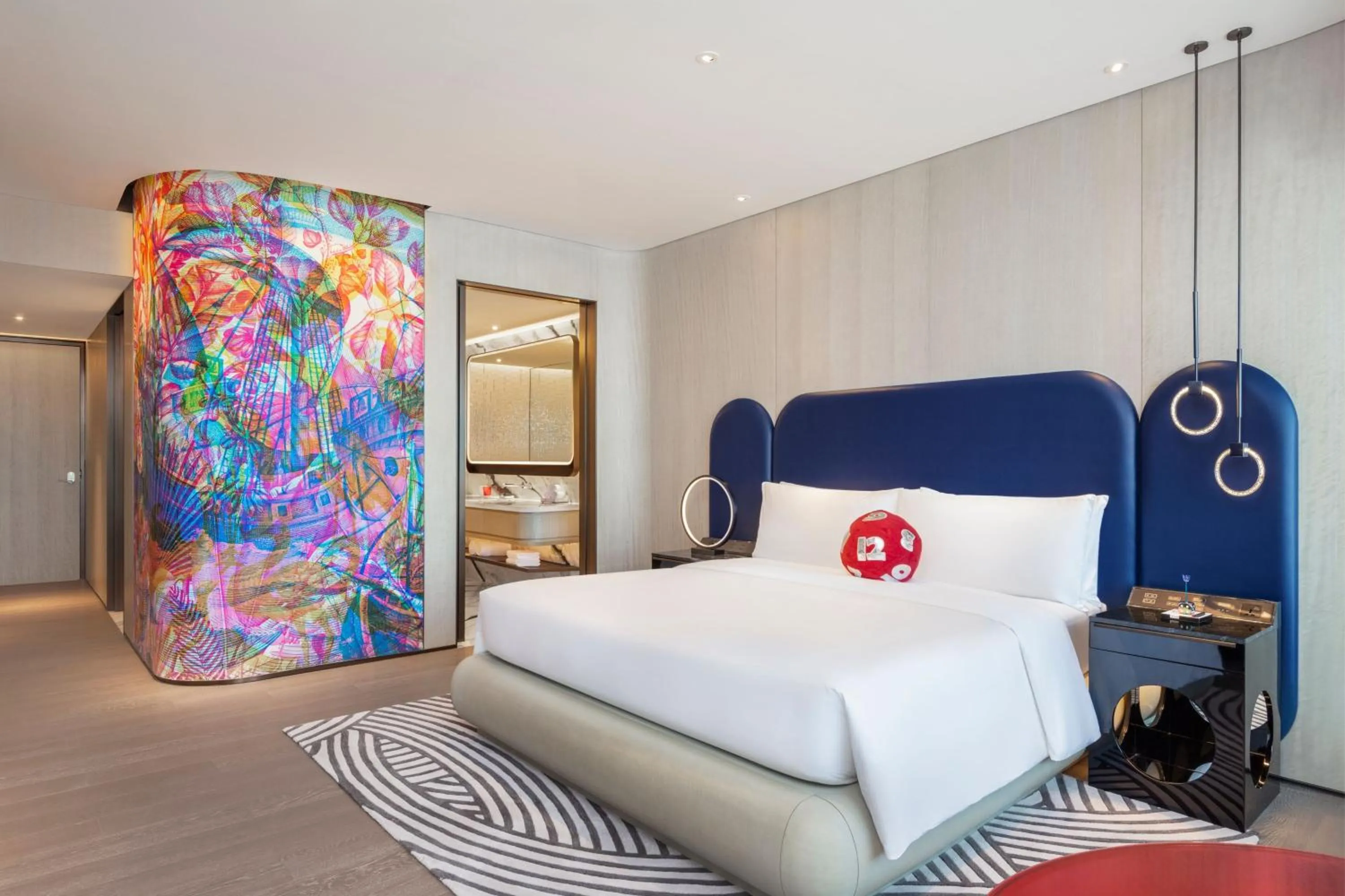 Photo of the whole room, Bed in W-Xiamen