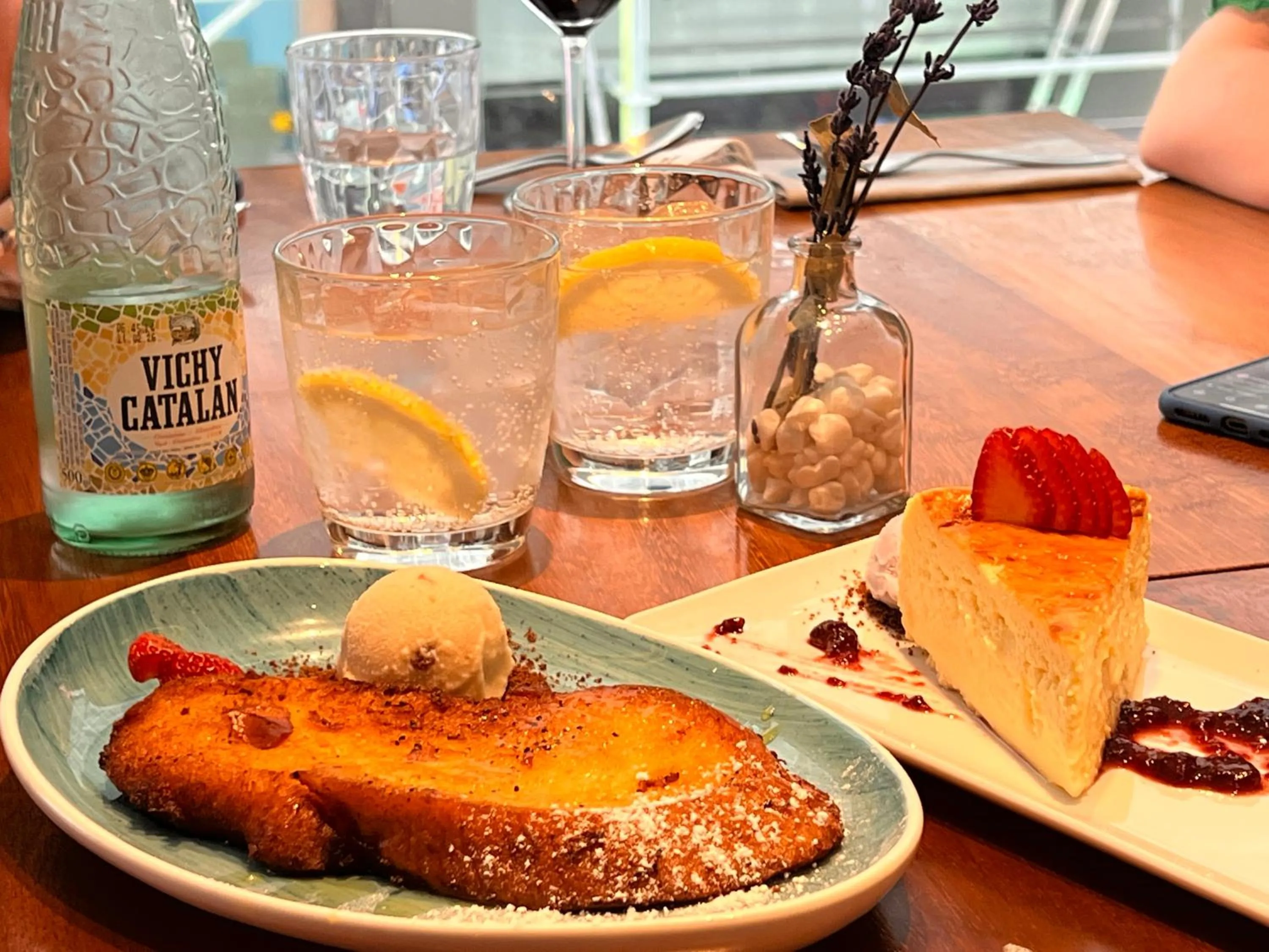 Restaurant/places to eat in Hotel Indigo Madrid - Gran Vía by IHG