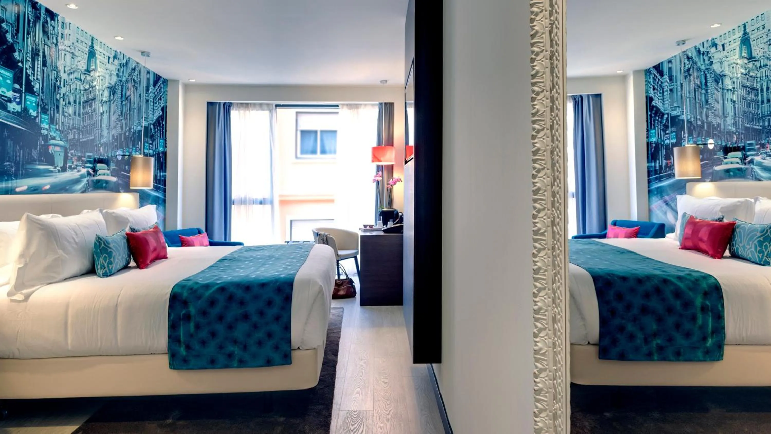 Photo of the whole room, Bed in Hotel Indigo Madrid - Gran Vía by IHG
