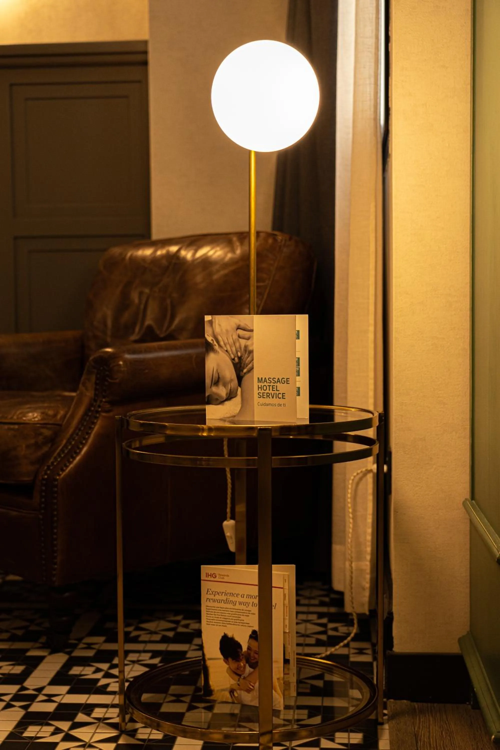 Seating area in Hotel Indigo Madrid - Gran Vía by IHG