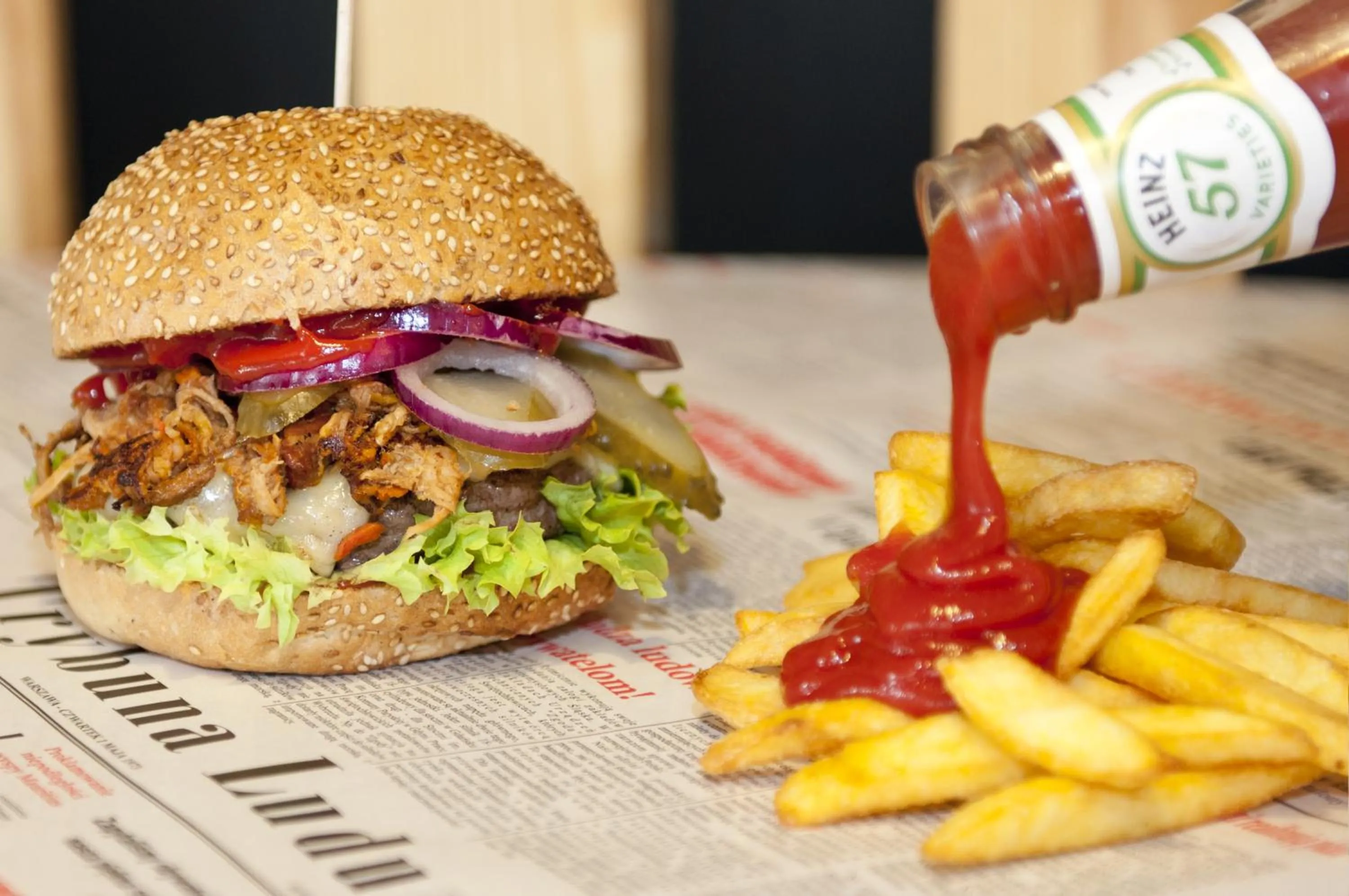 Restaurant/places to eat in Apartamenty Mesa Grill Restaurant Cafe