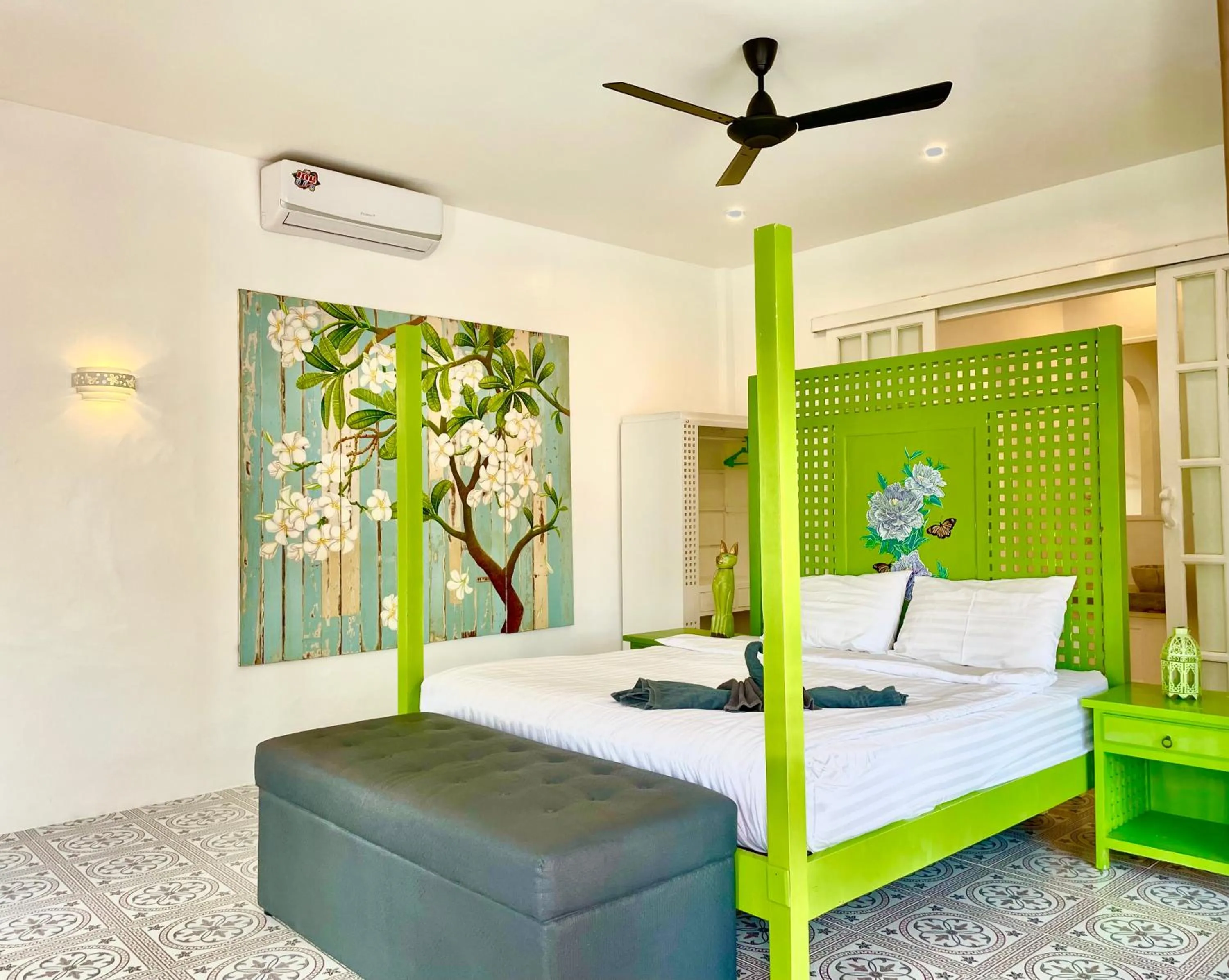 Deluxe Double Room in Watercolours