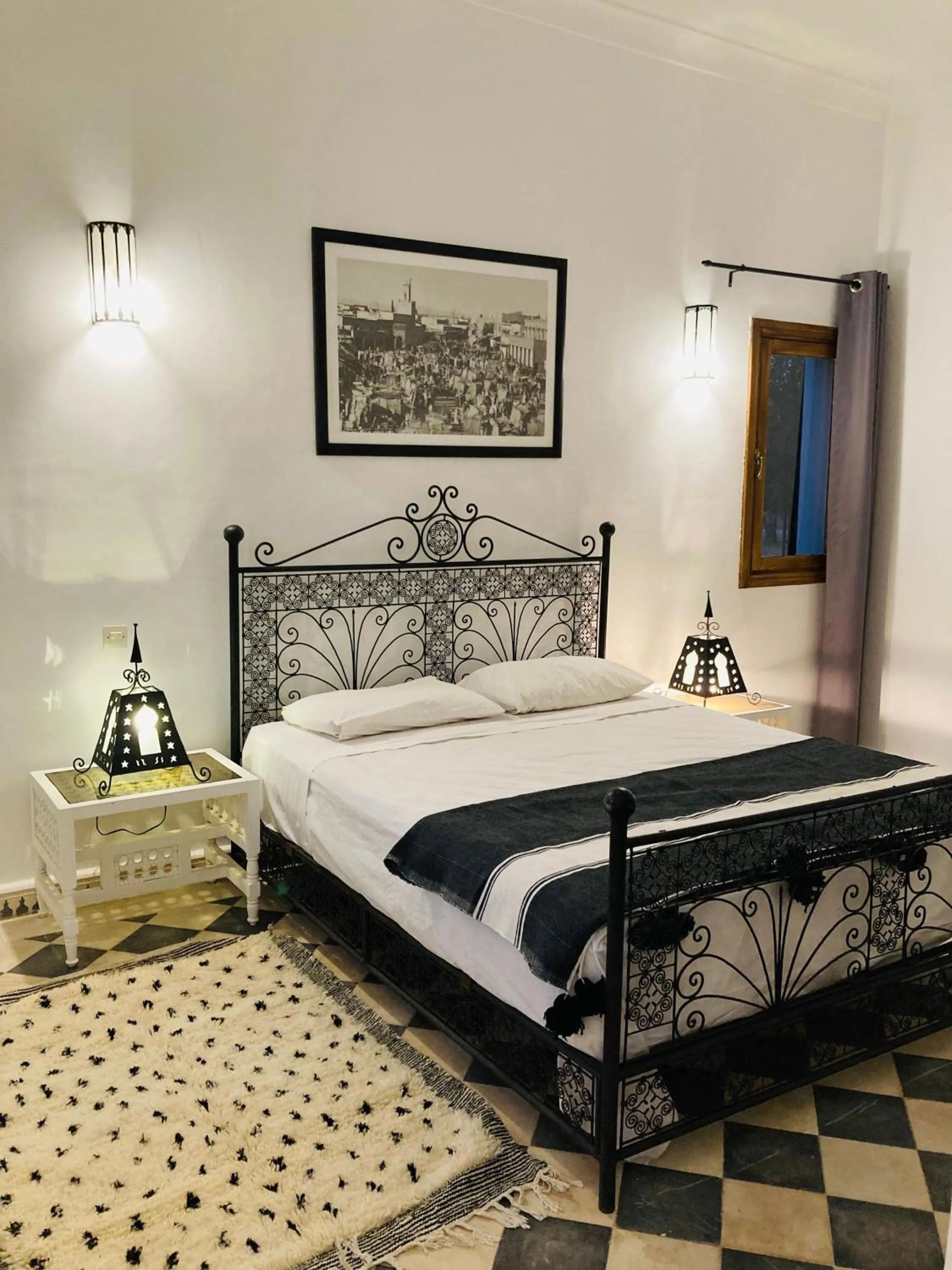 Bed in Upupa de l’Atlas