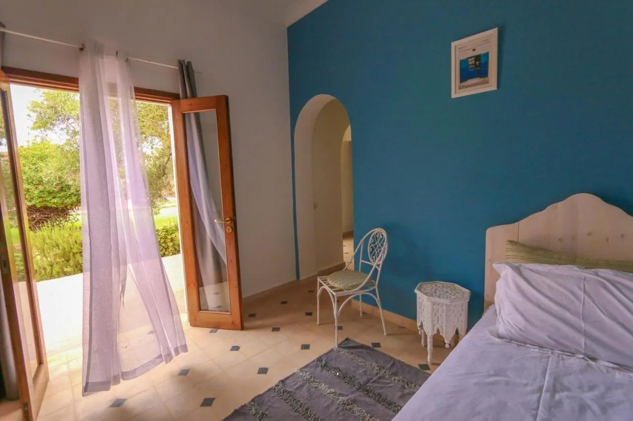 Bed in Upupa de l’Atlas