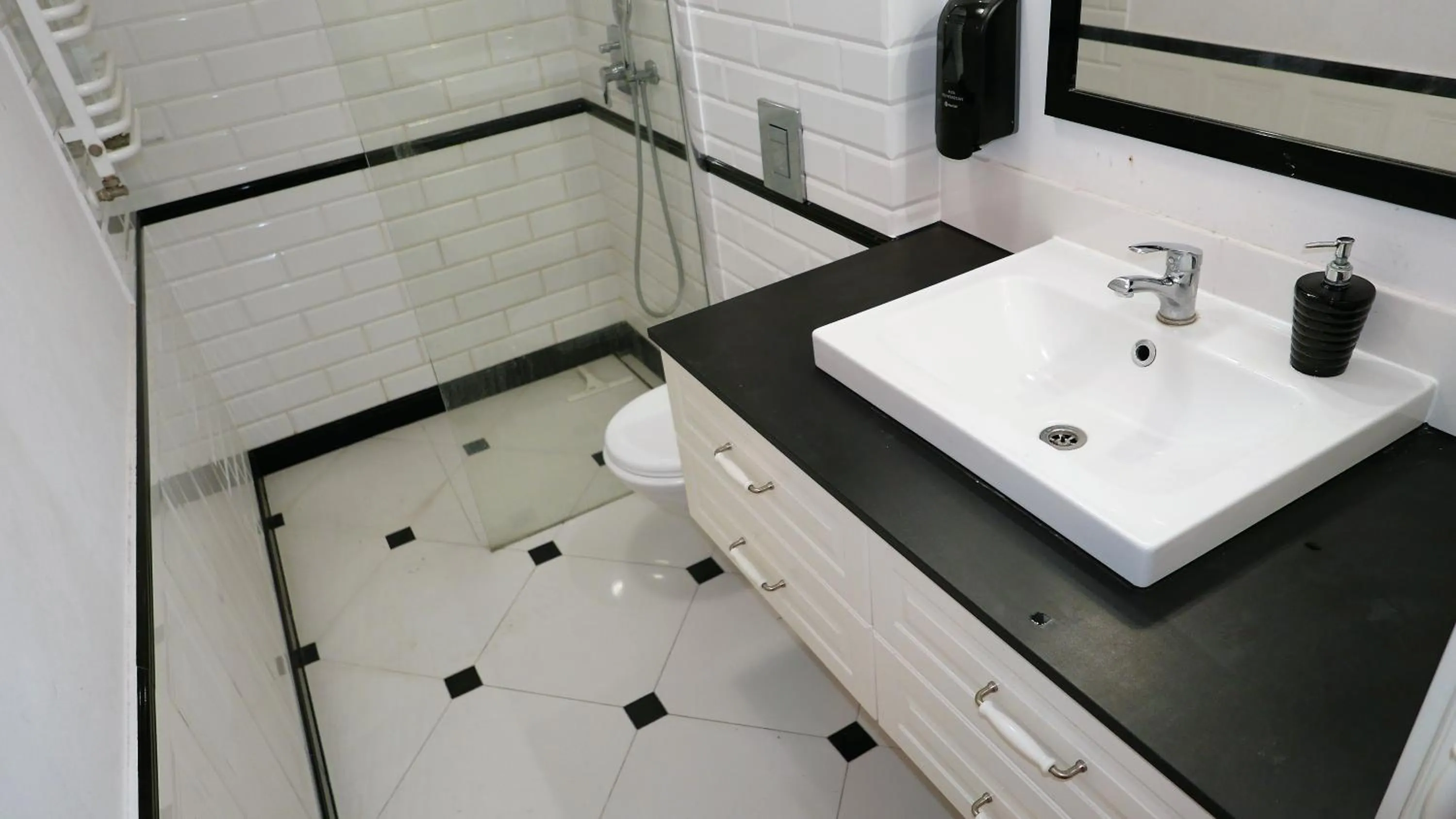 Bathroom in Vintageapartment