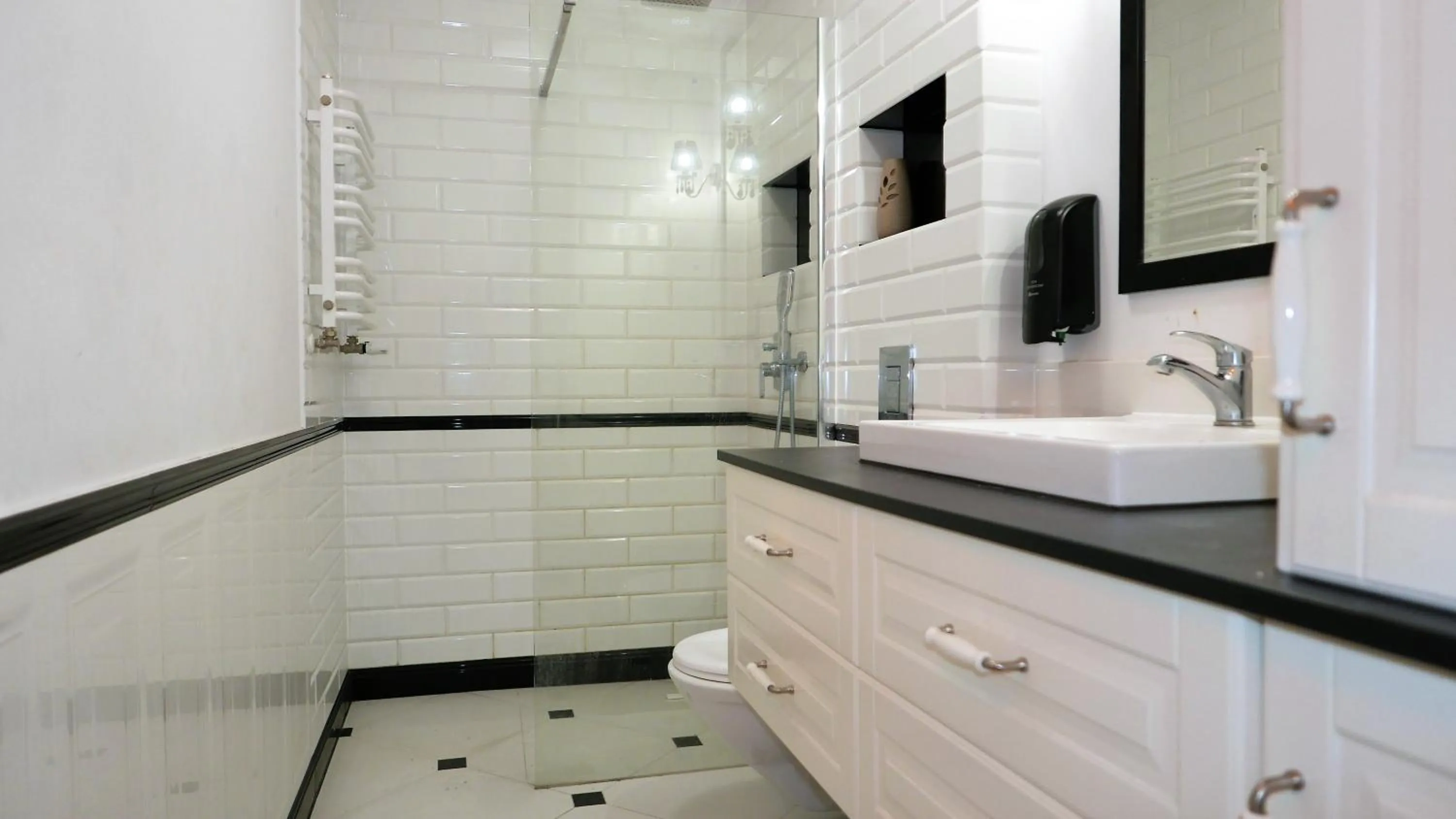 Bathroom in Vintageapartment