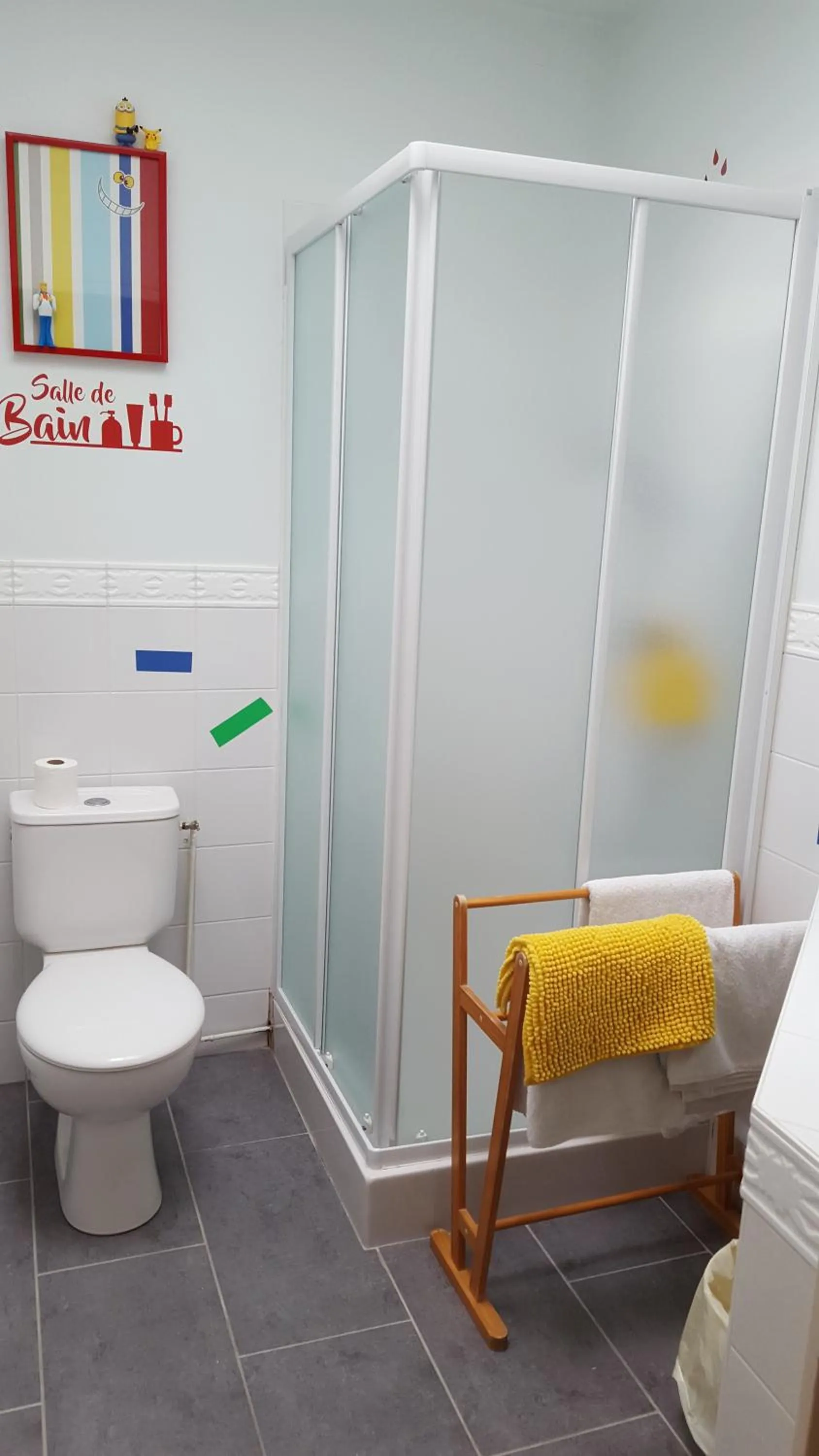 Bathroom in La Roseraie