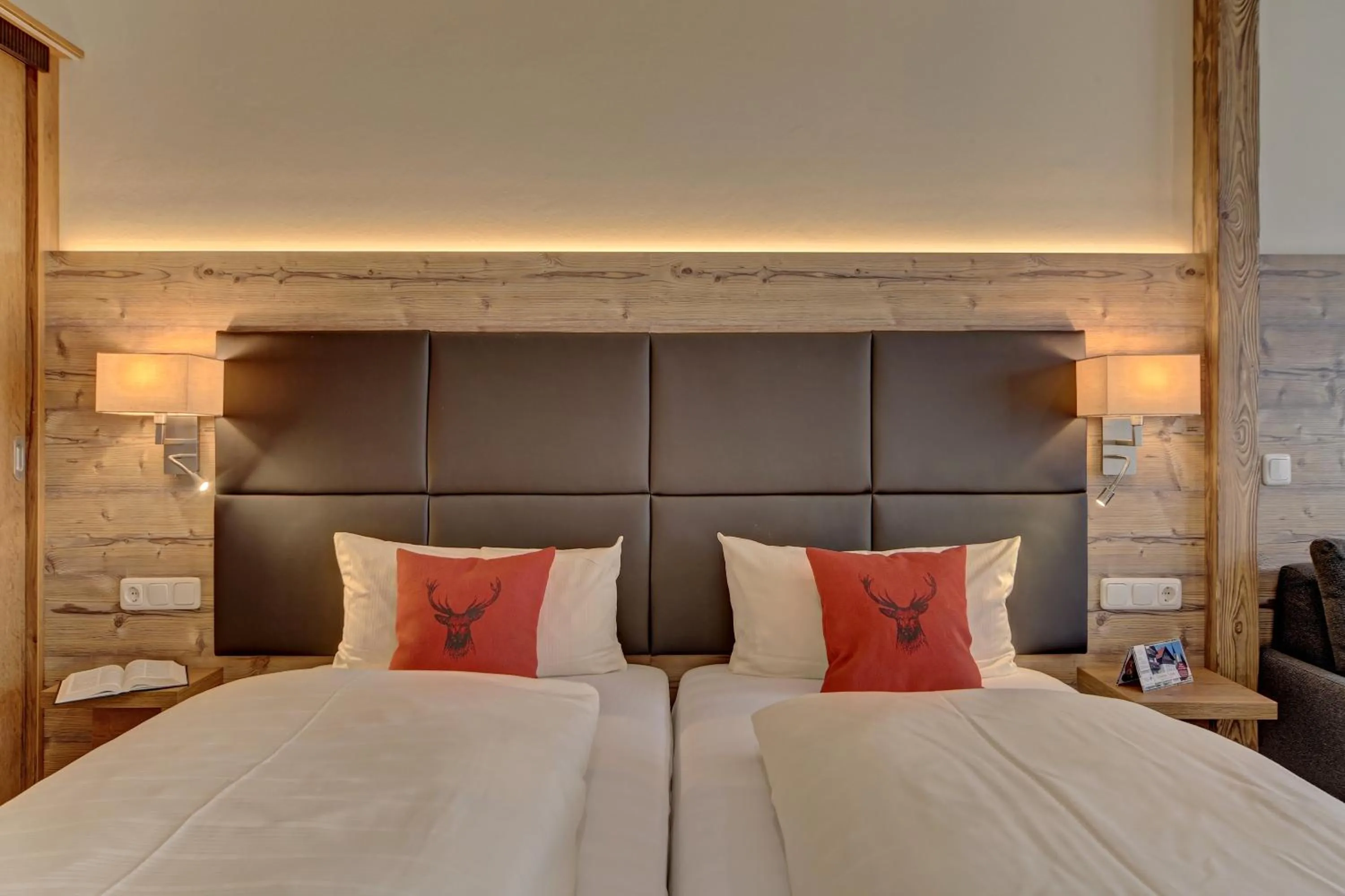 Decorative detail, Bed in Hotel-Restaurant Früchtl