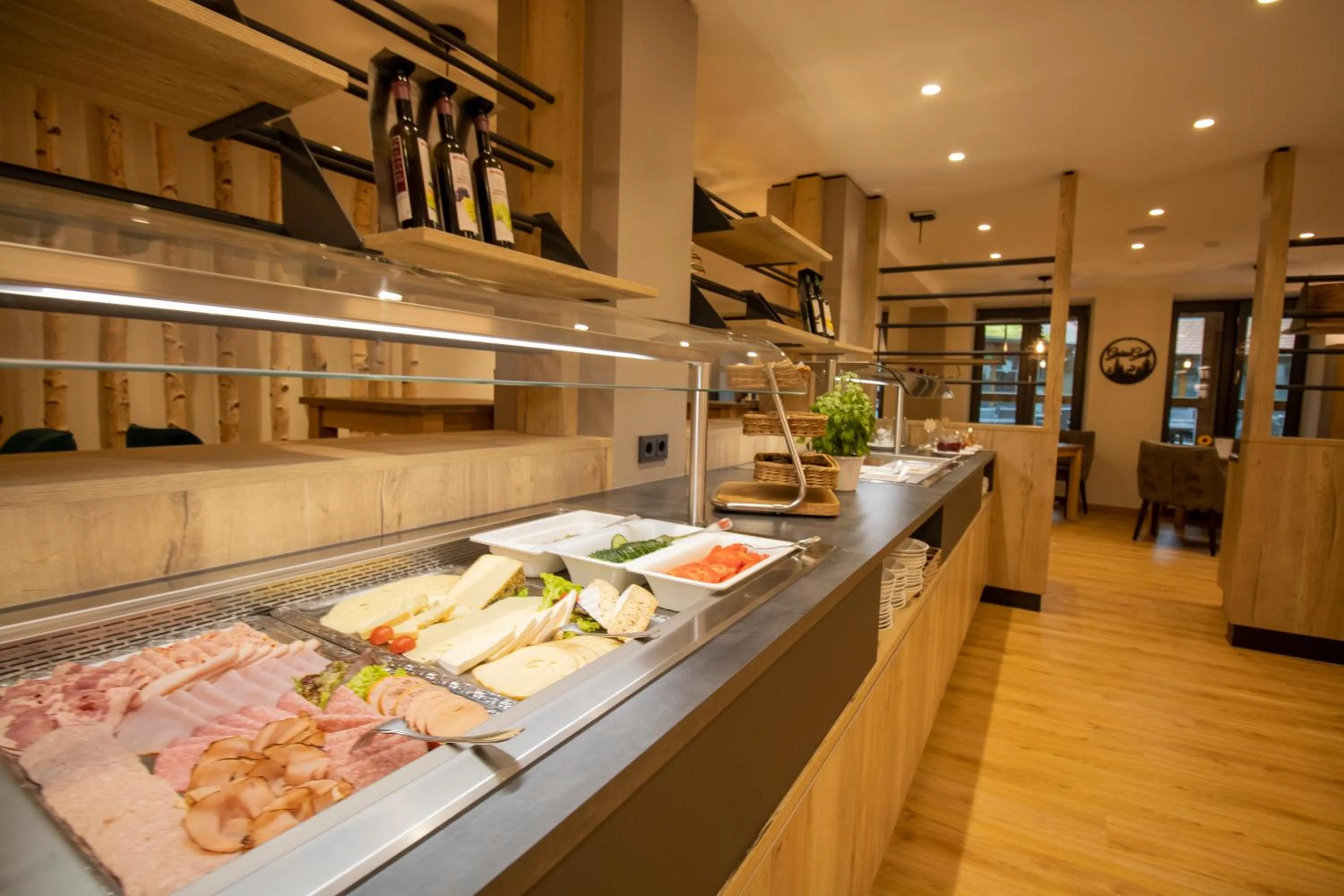 Buffet breakfast in Hotel-Restaurant Früchtl