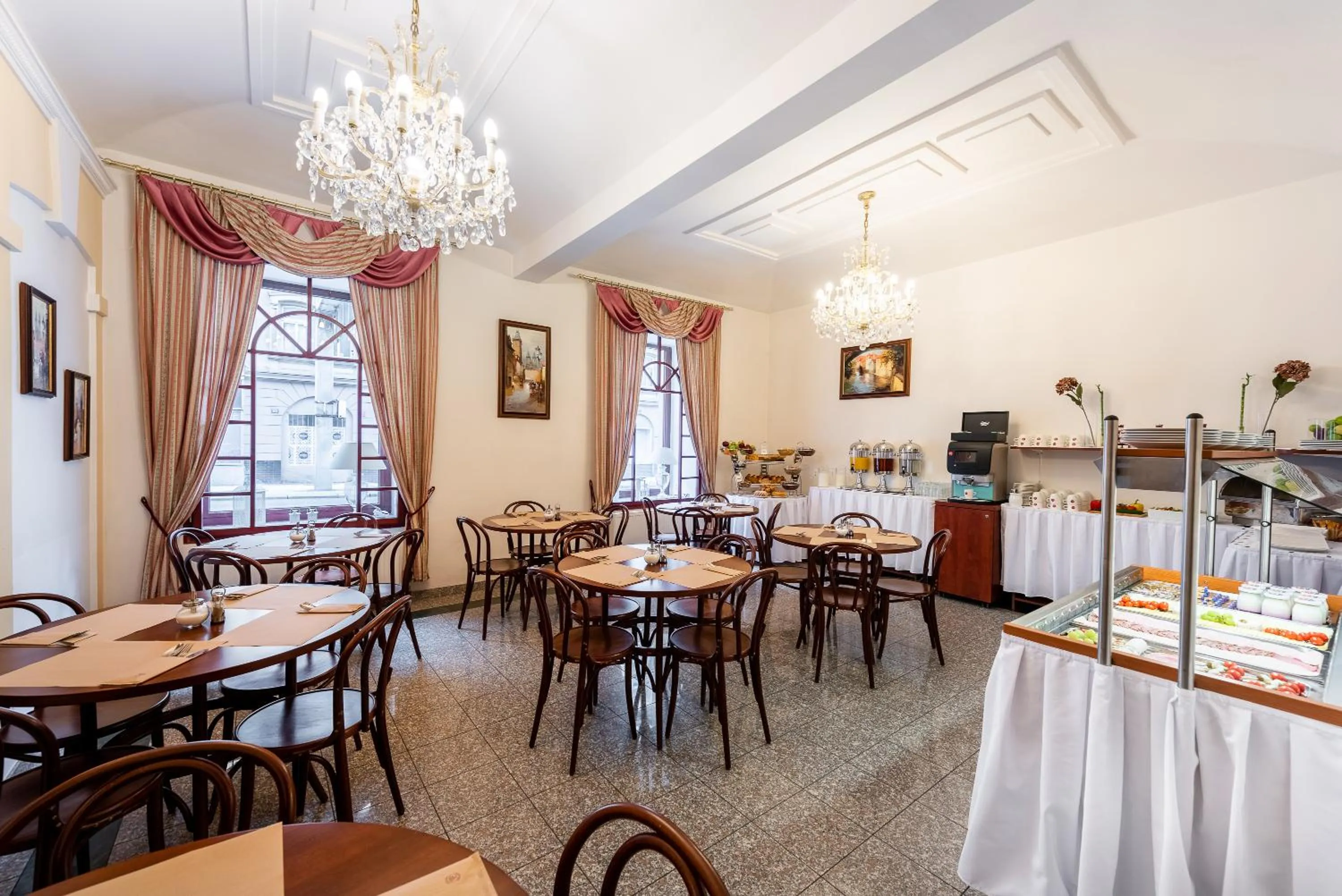 Breakfast in Hotel Libero