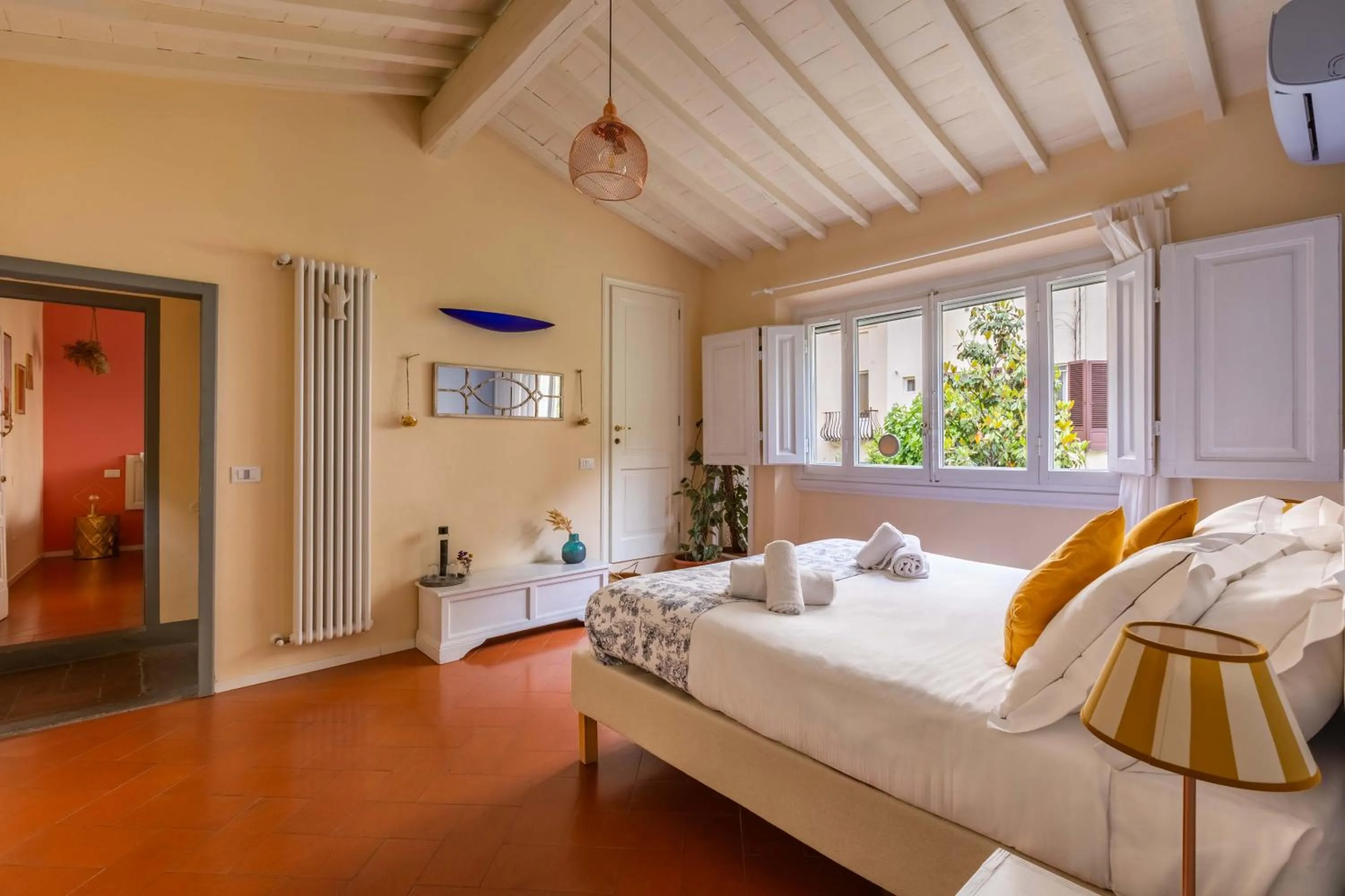 Bedroom, Bed in Secret Garden Firenze B&B