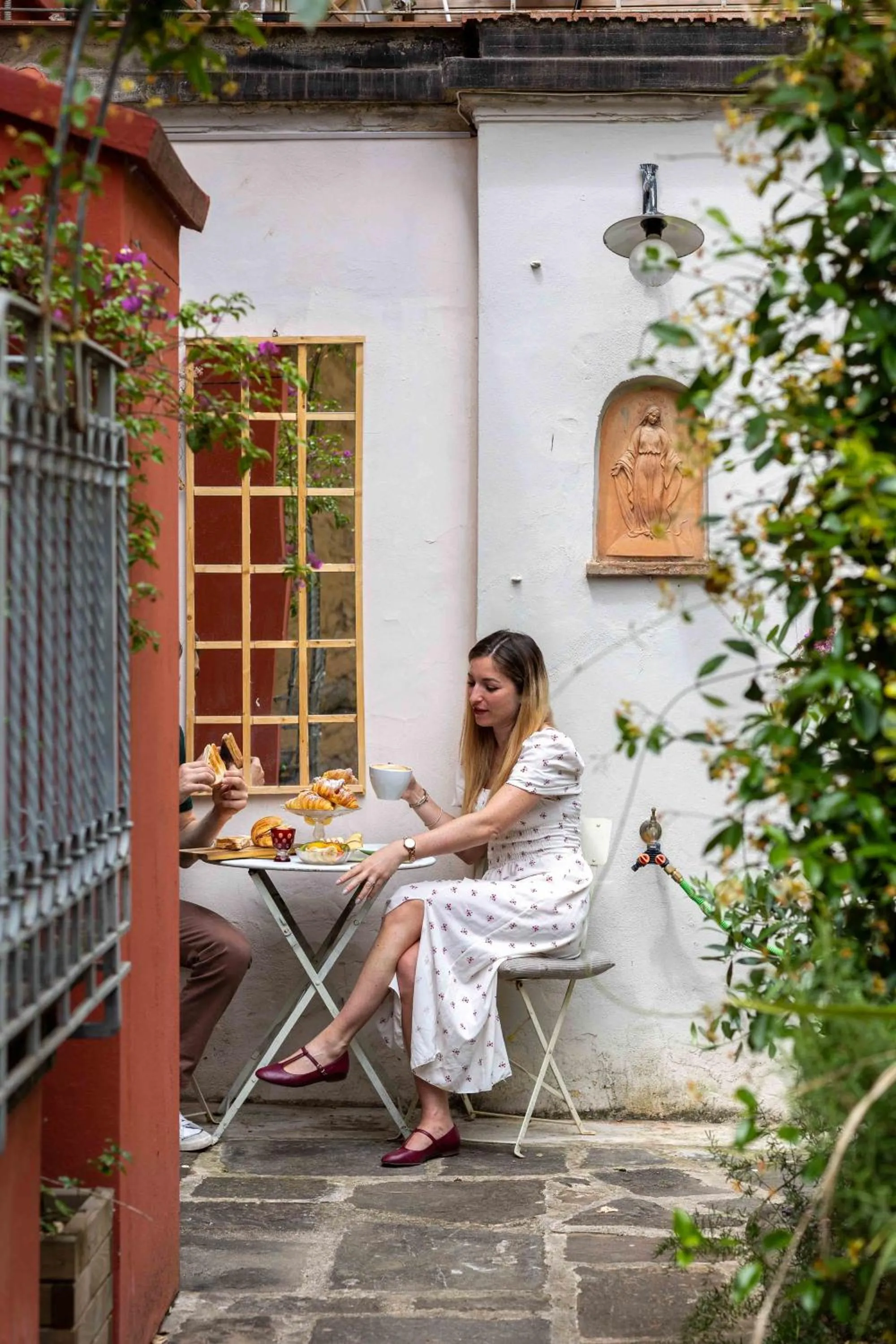 Staff in Secret Garden Firenze B&B