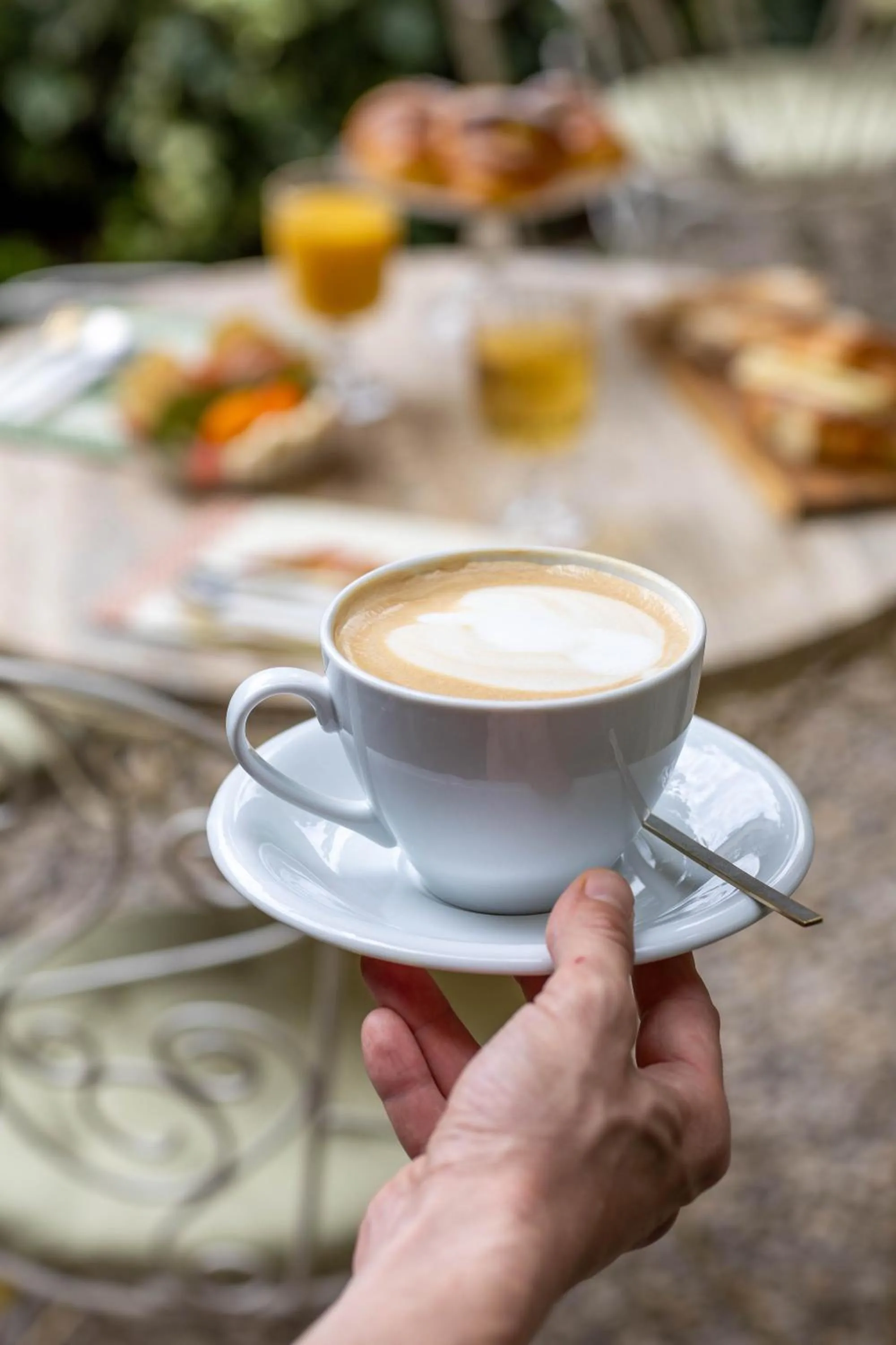 Breakfast in Secret Garden Firenze B&B