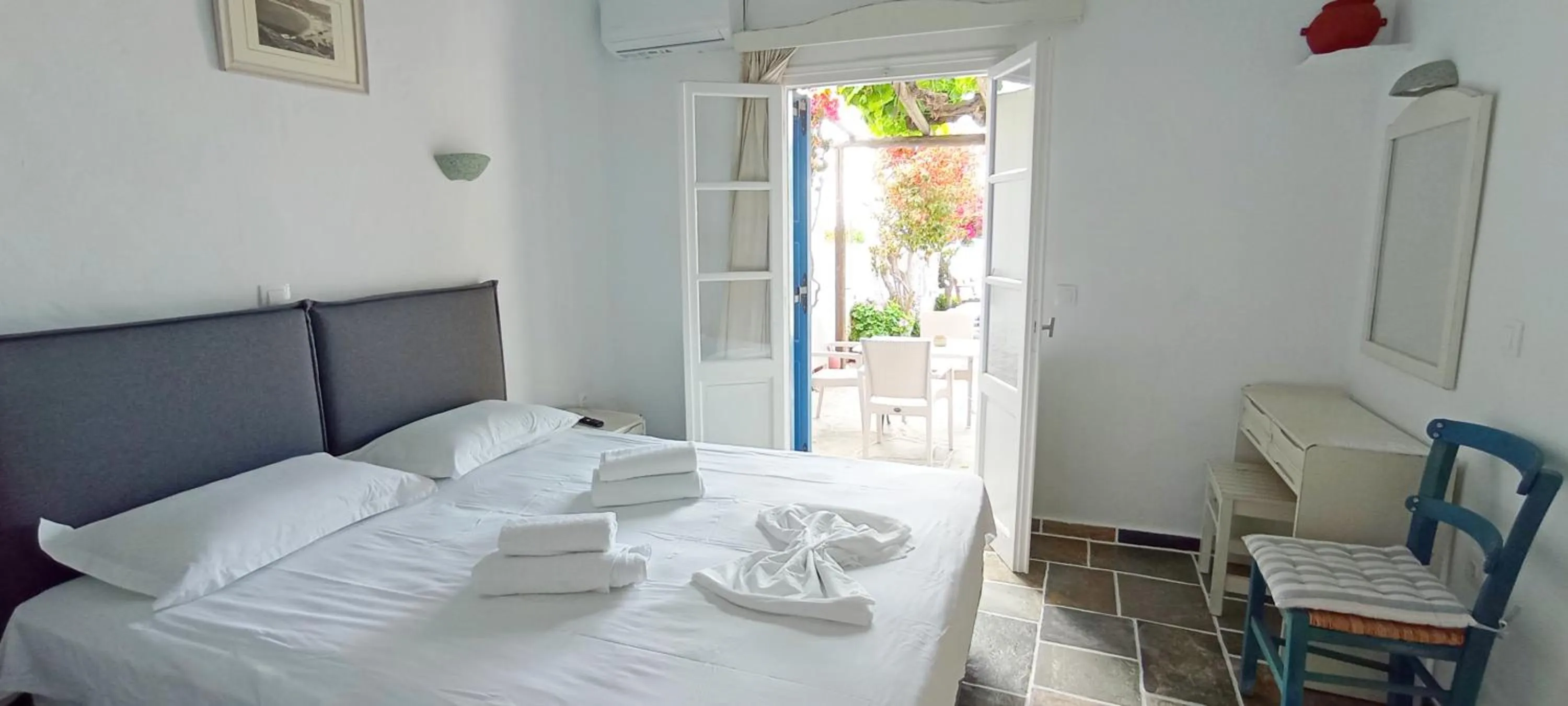 Bedroom, Bed in Lodge Narlis