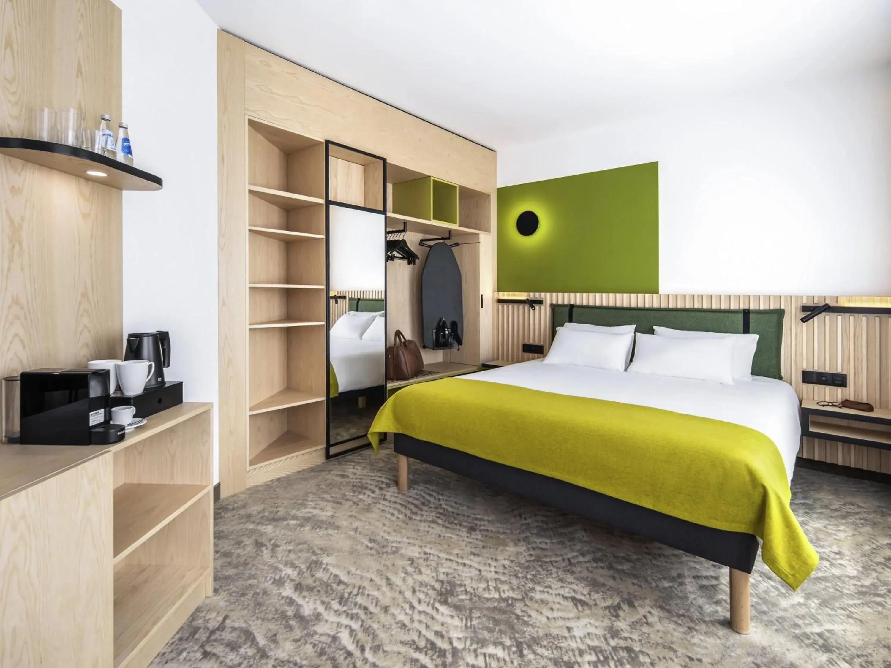 Bedroom, Bed in Mercure Katowice Centrum Bedroom, Bed in Mercure Katowice Centrum