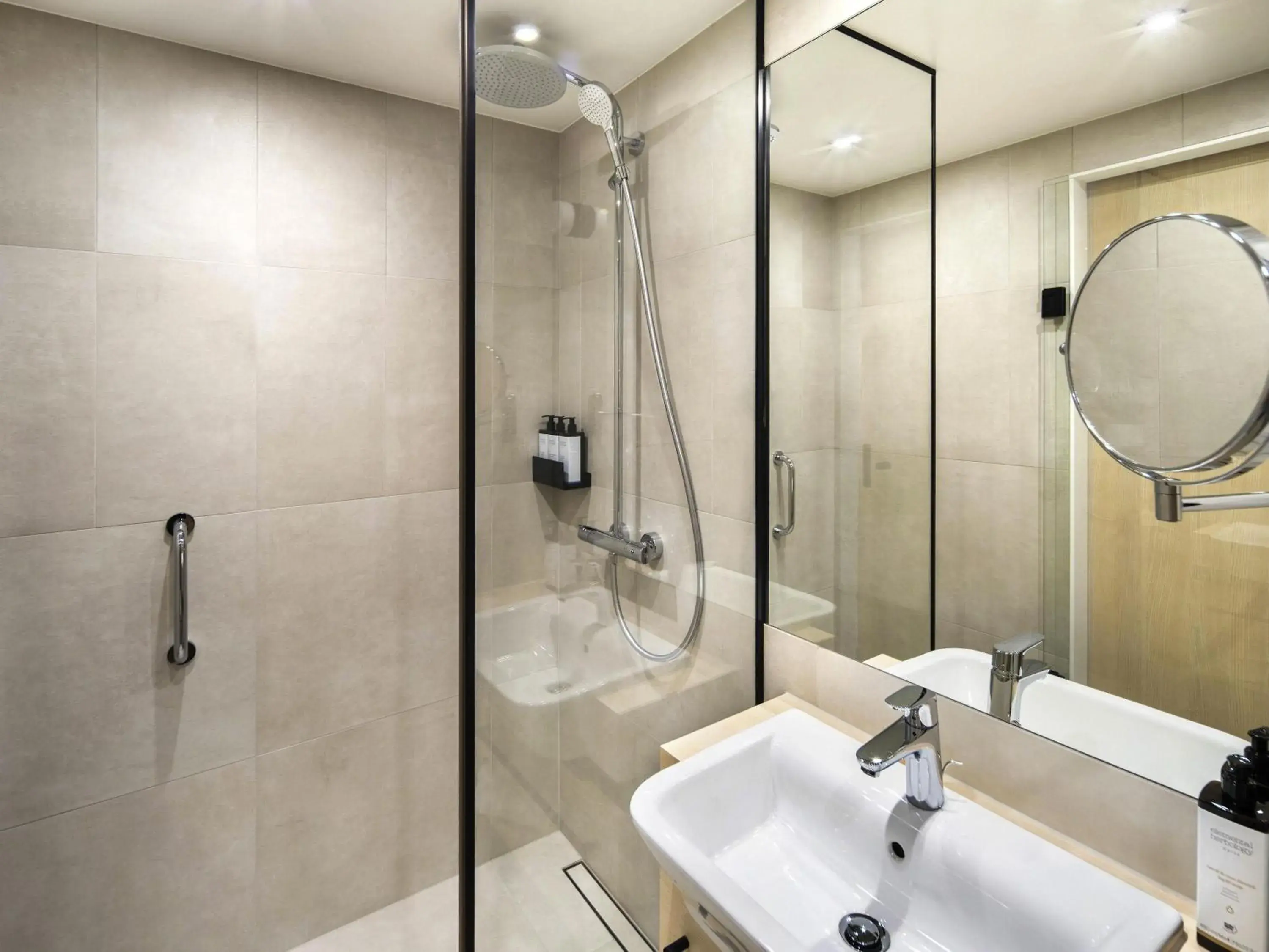 Bedroom in Mercure Katowice Centrum Bedroom in Mercure Katowice Centrum