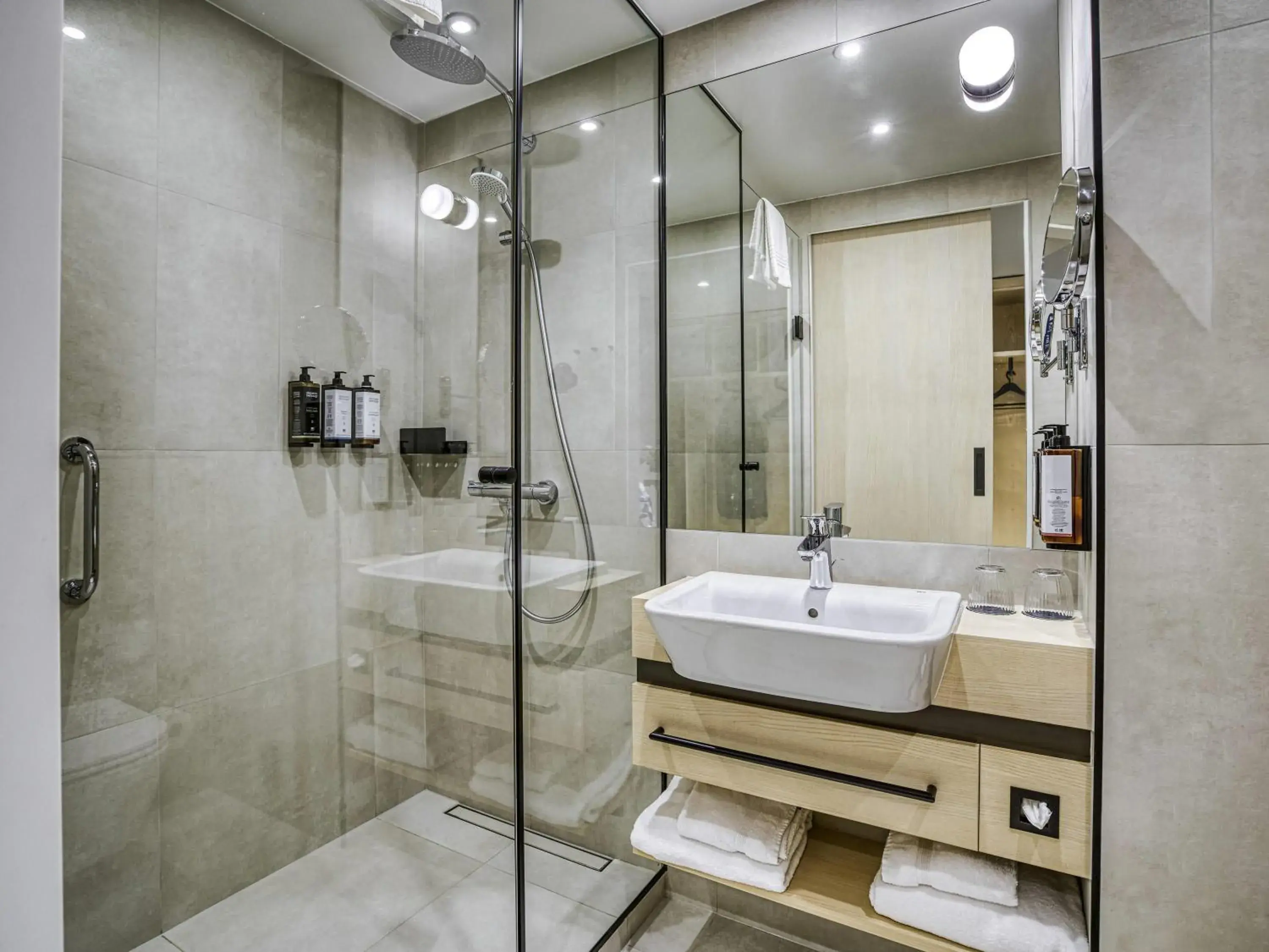 Bedroom in Mercure Katowice Centrum Bedroom in Mercure Katowice Centrum