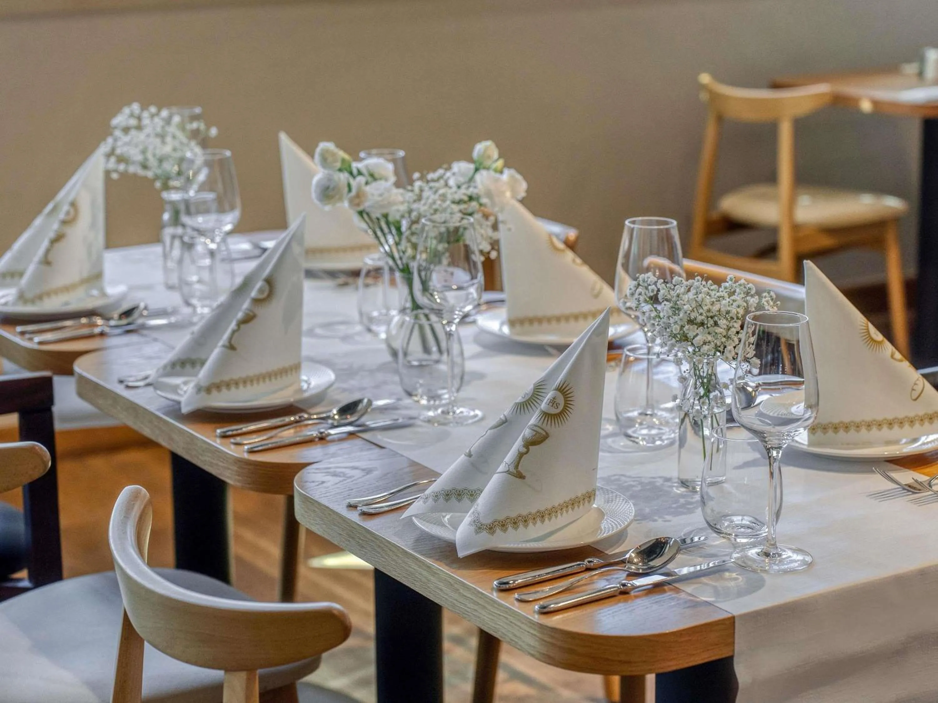 Restaurant/places to eat in Mercure Katowice Centrum