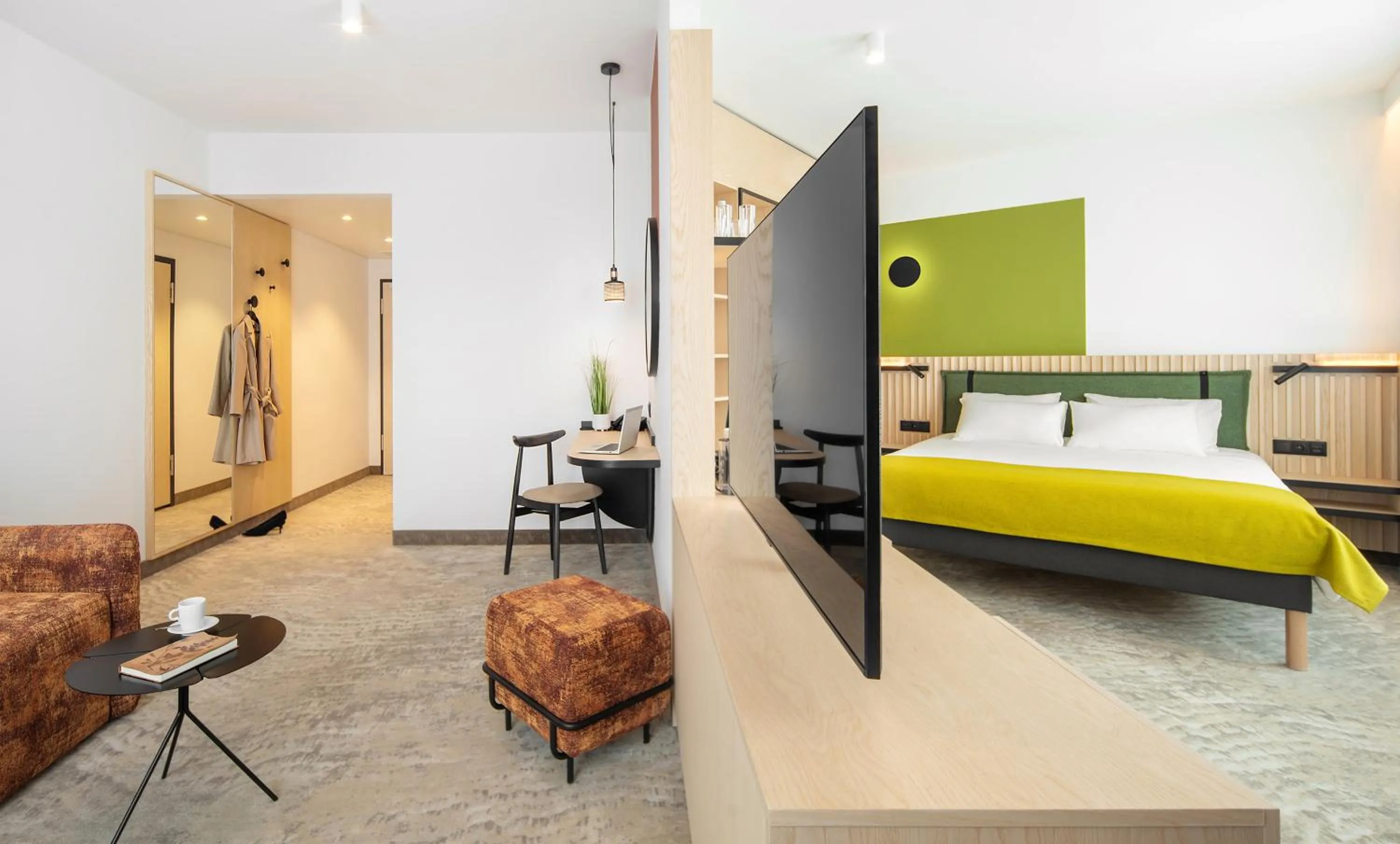 Photo of the whole room, Bed in Mercure Katowice Centrum