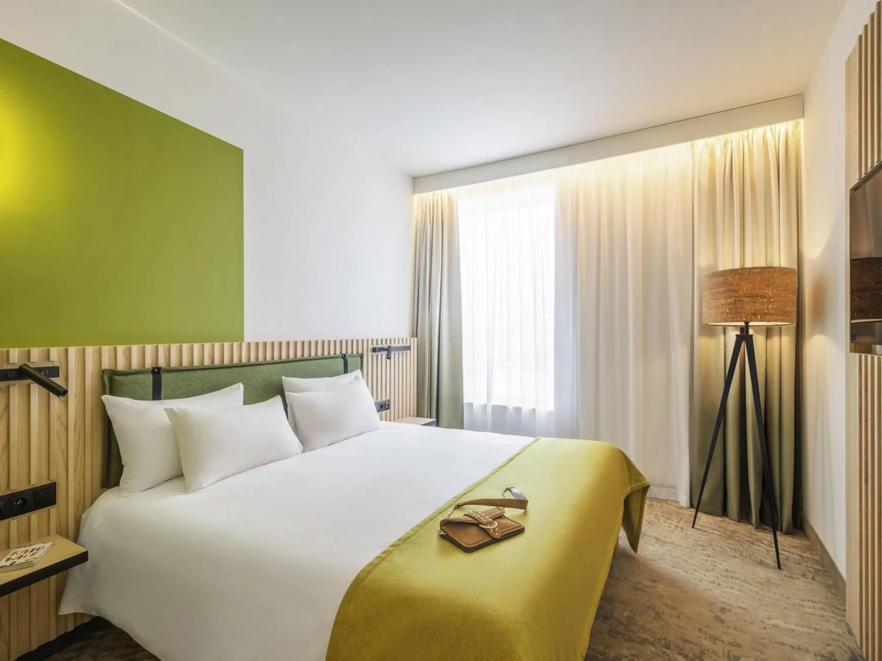 Bedroom, Bed in Mercure Katowice Centrum Bedroom, Bed in Mercure Katowice Centrum