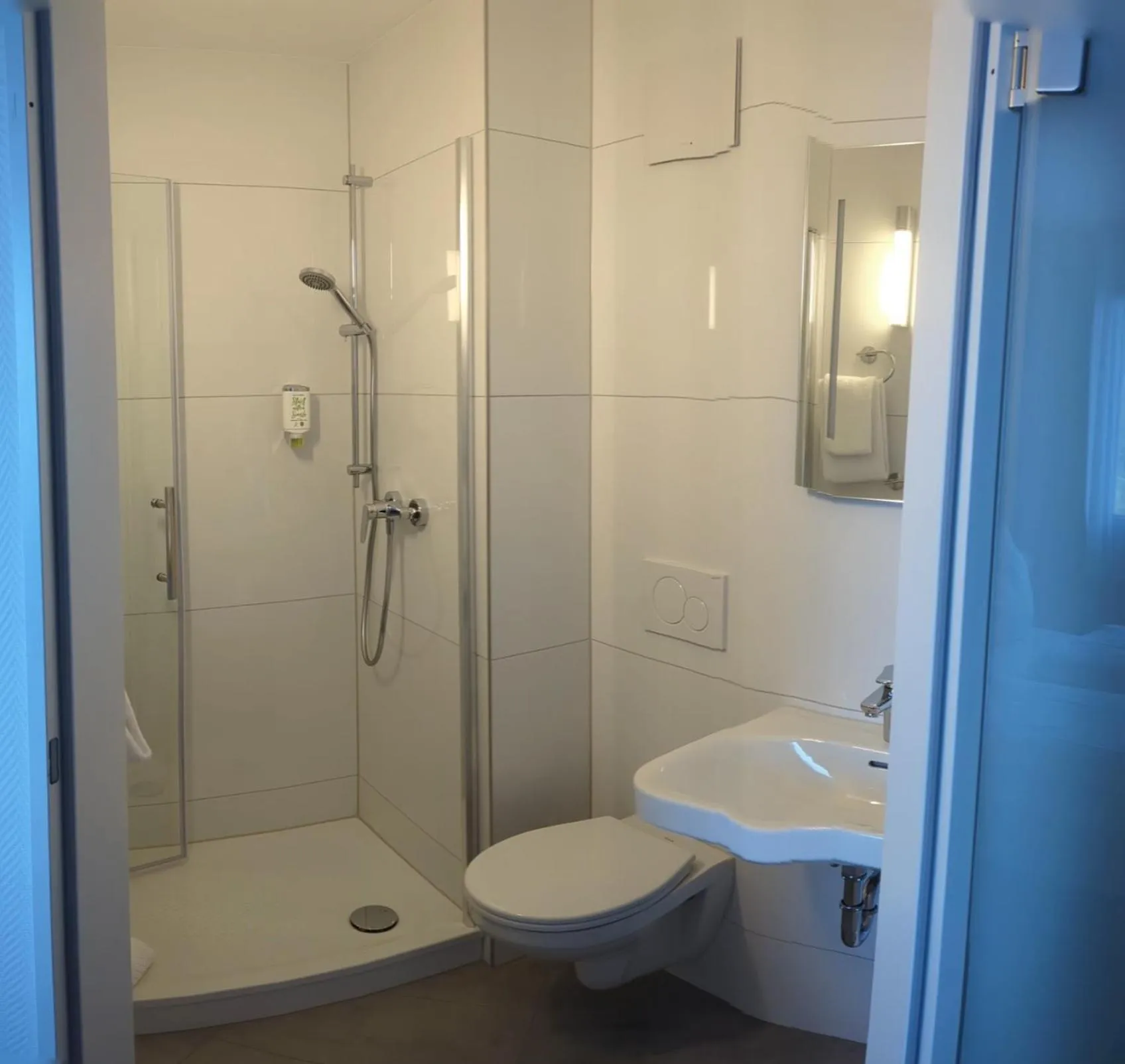 Bathroom in Landhotel Karrenberg