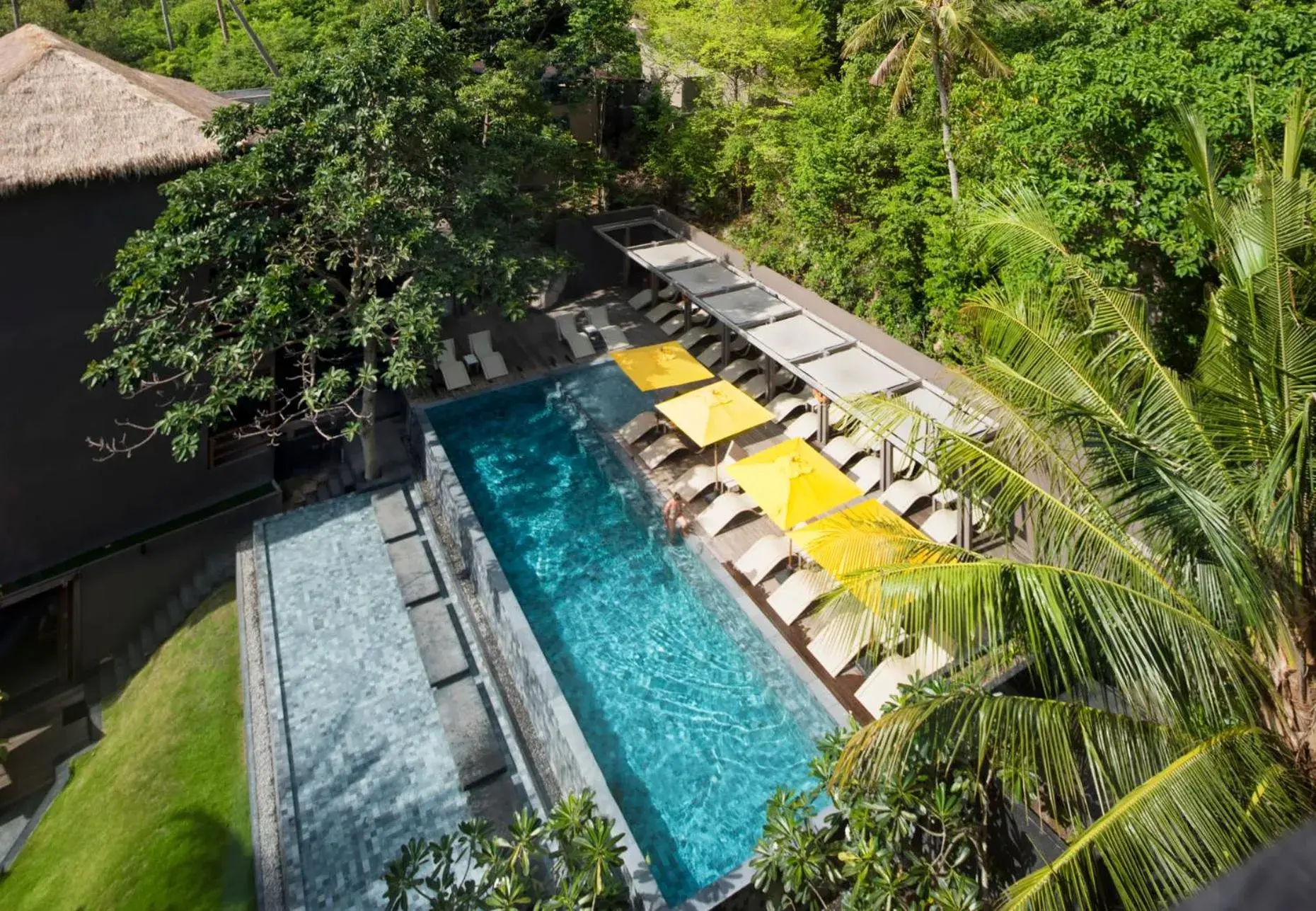 Swimming pool in Beach Club by Haadtien Swimming pool in Beach Club by Haadtien