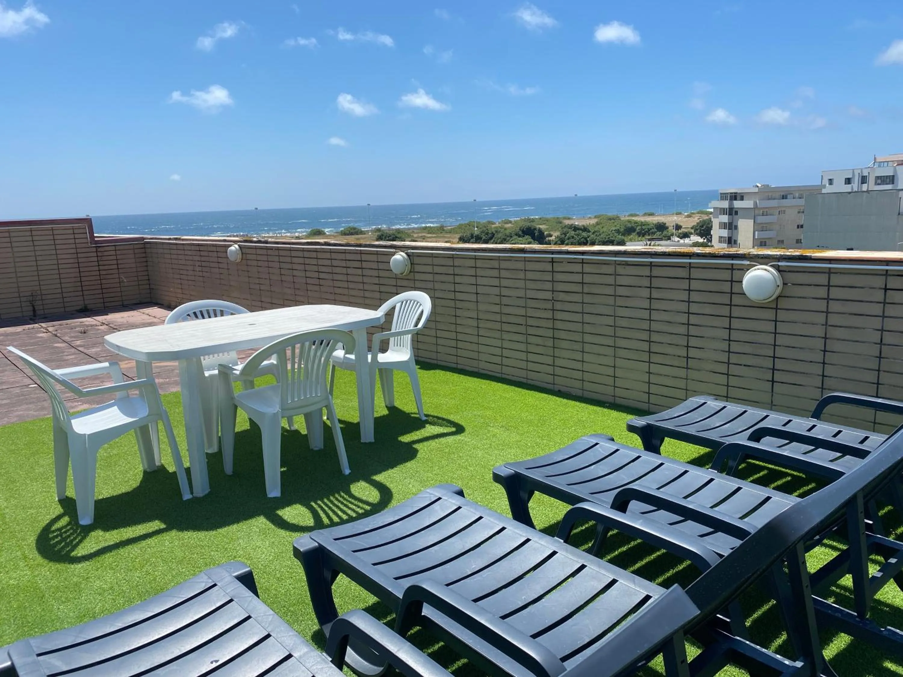 Beach Front with Rooftop