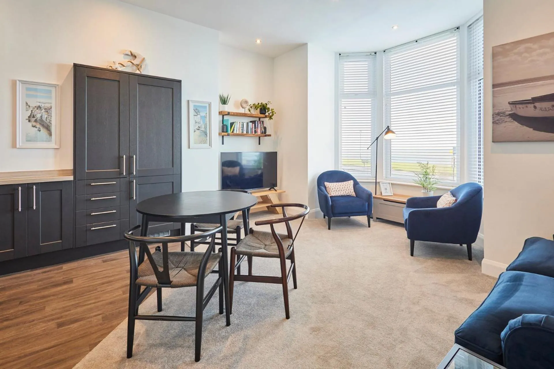 Host & Stay - Seaview Retreat