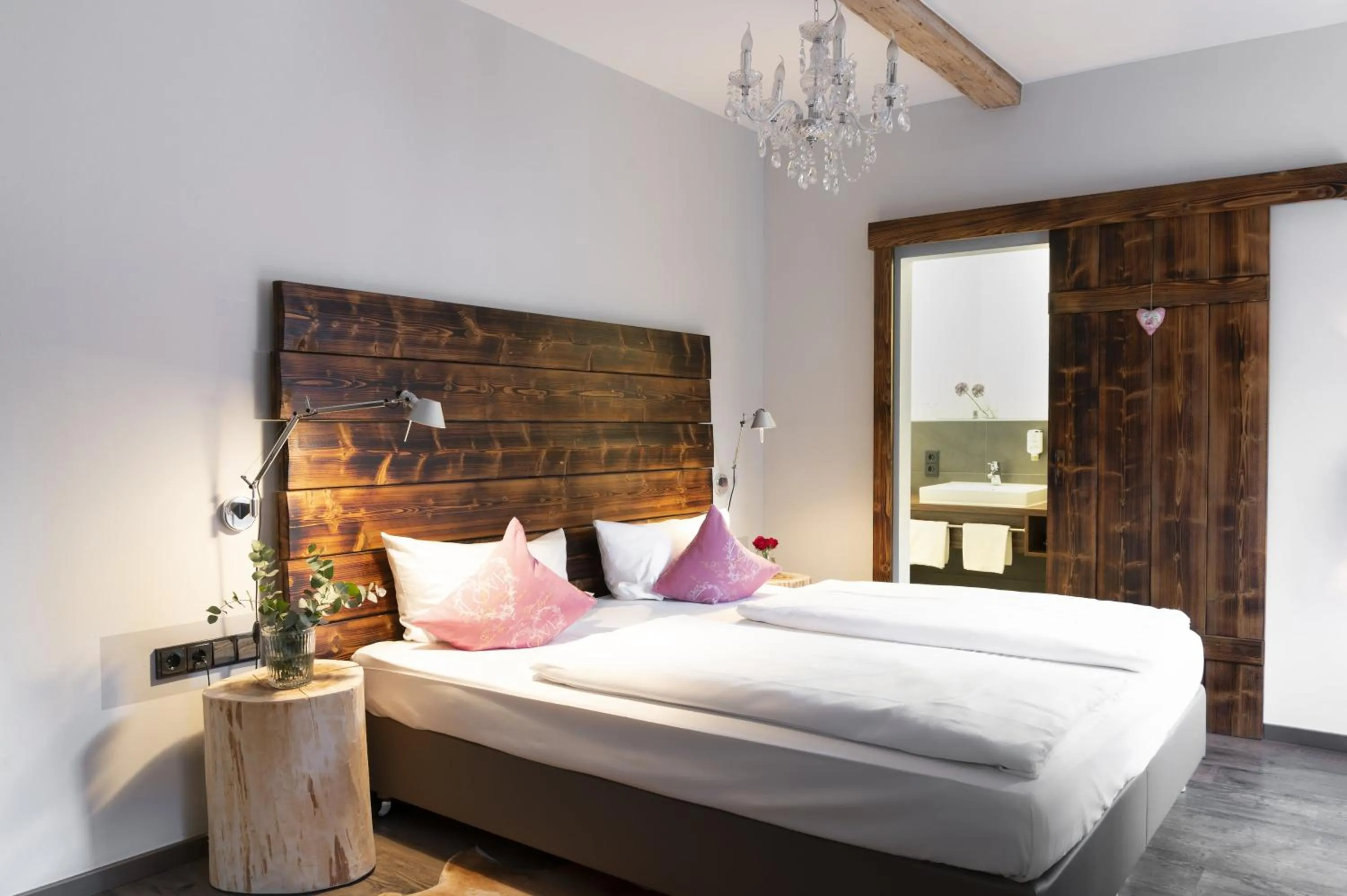 Bed in Romantik Landhotel 3Kronen