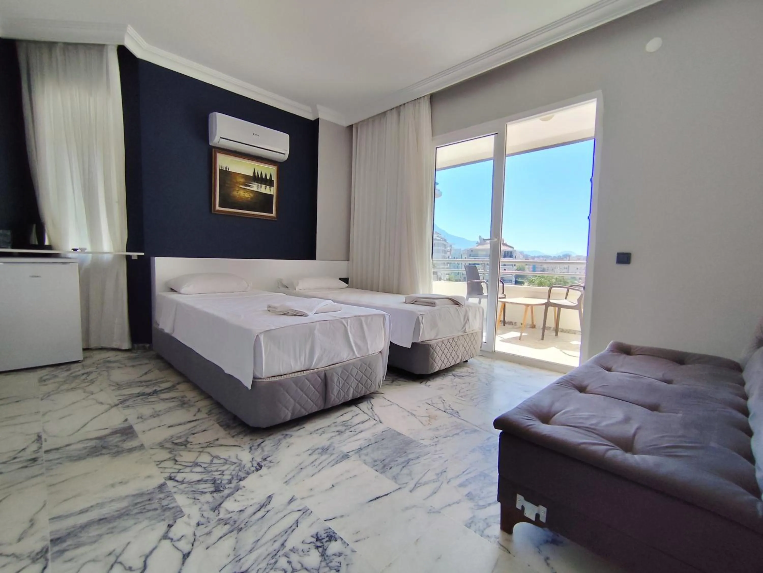 Bed in Sav-ir Suit Otel