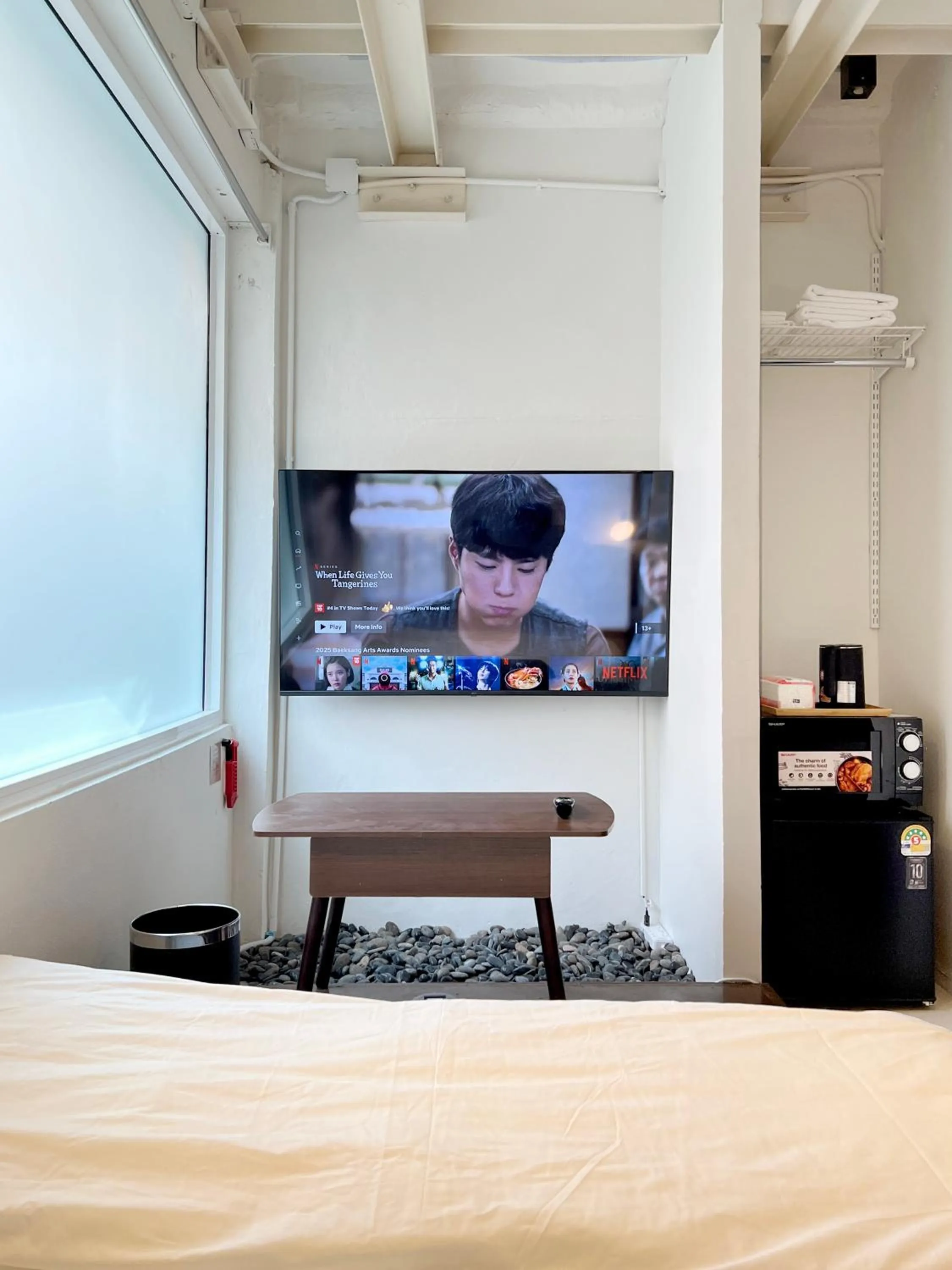 Bed in Chatel Samyan - Self check-in