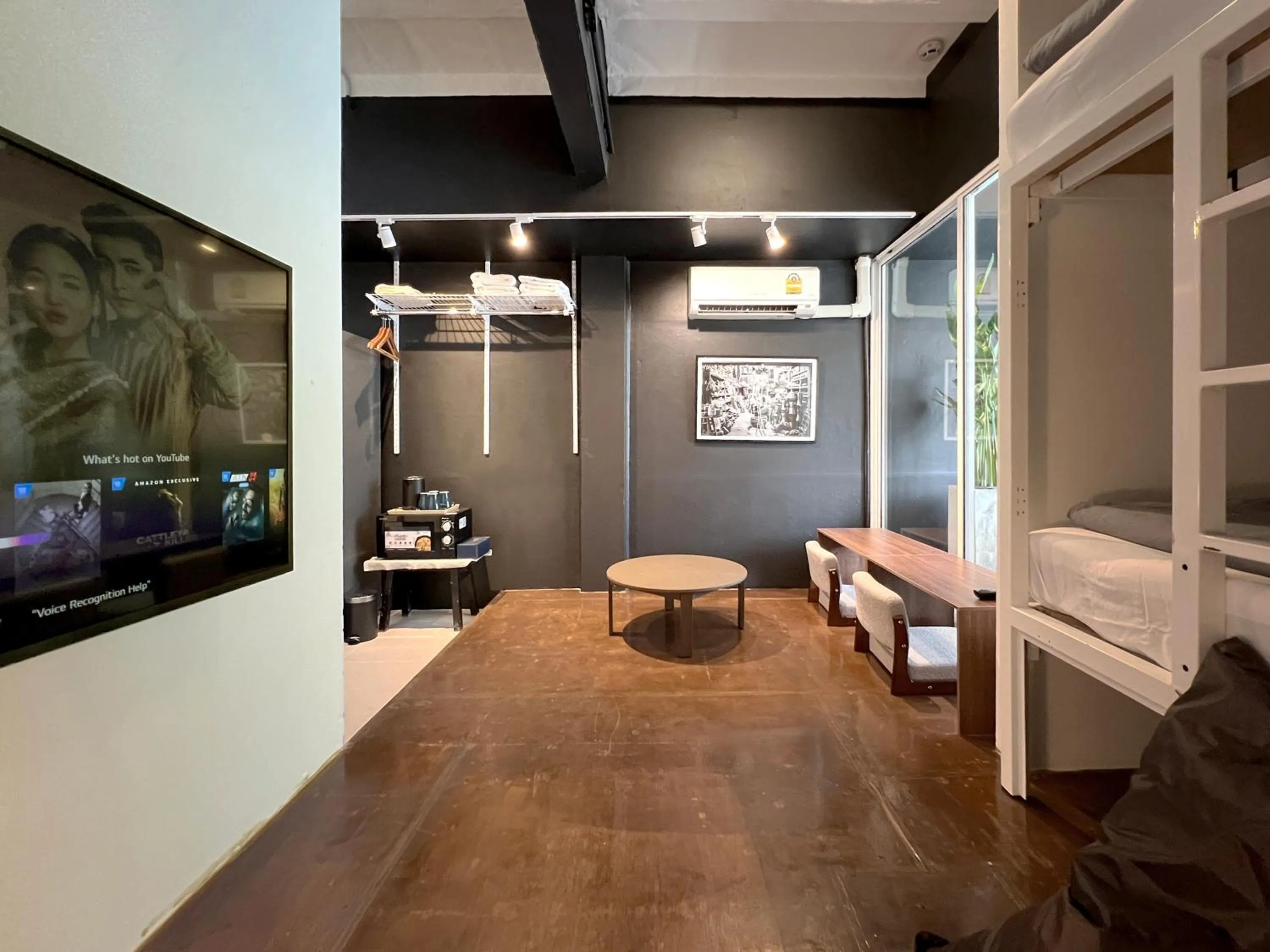 Bed in Chatel Samyan - Self check-in