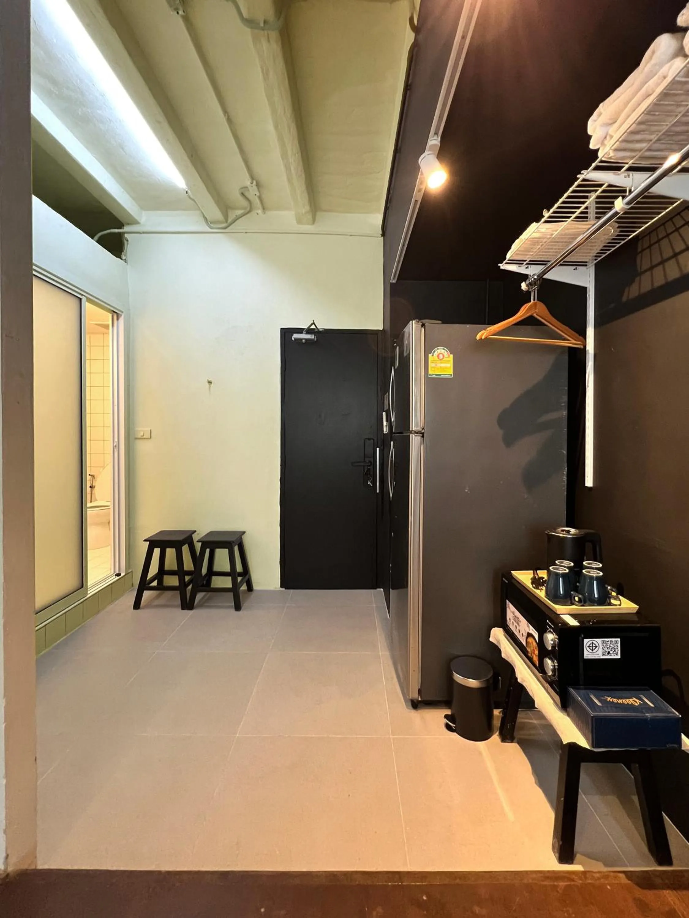 Chatel Samyan - Self check-in