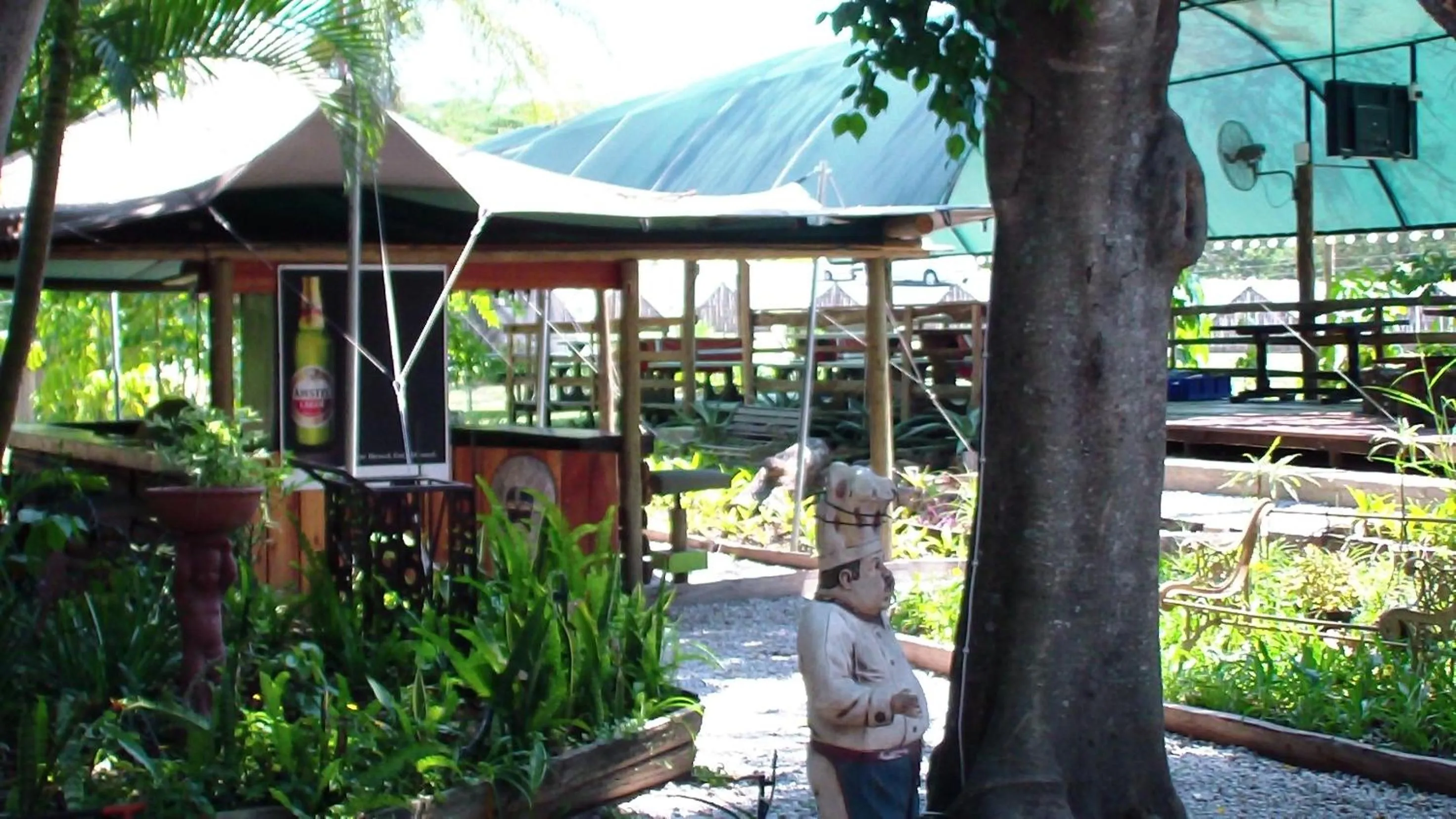 Bathroom in Hazyview Adventure Backpackers