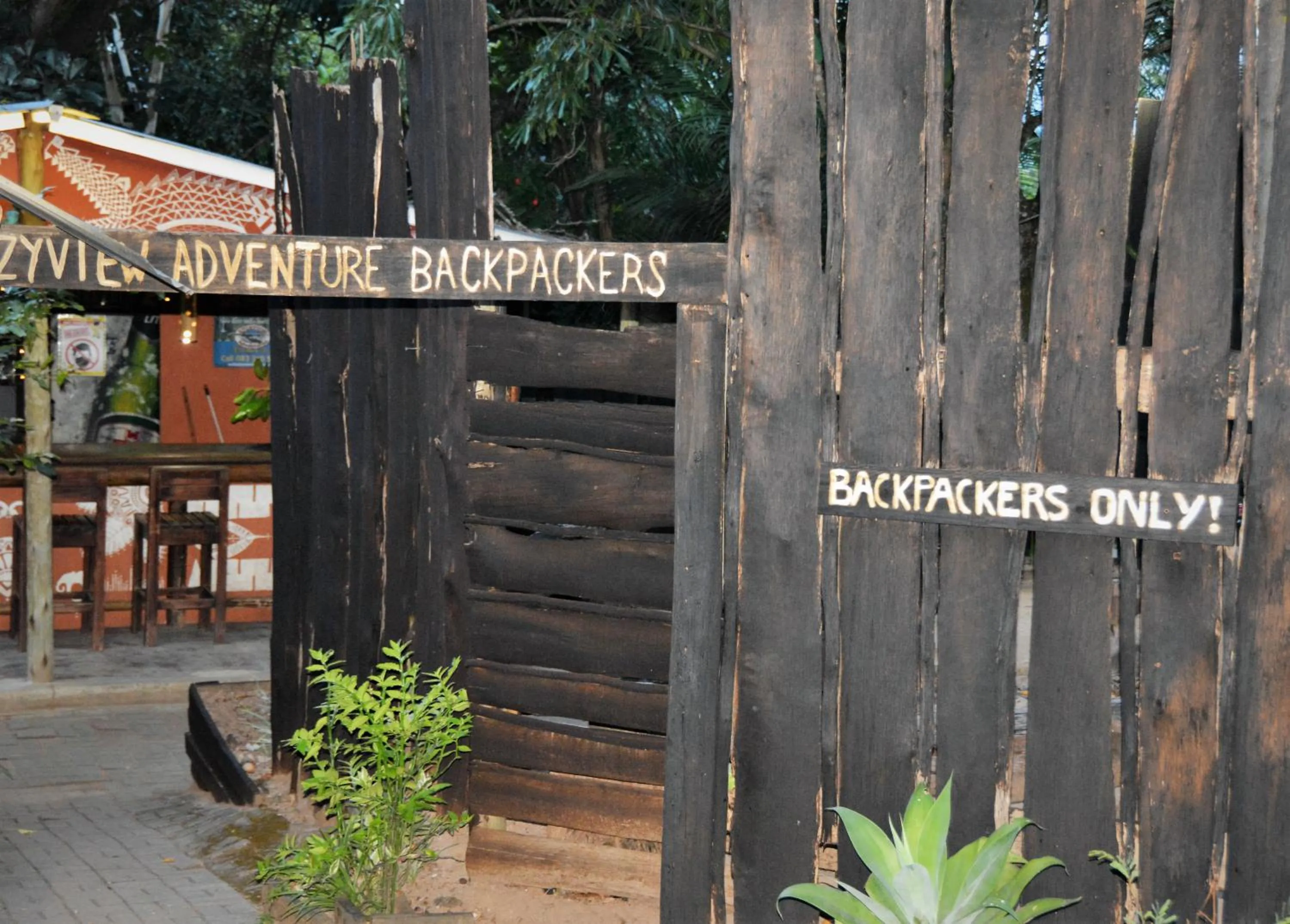 BBQ facilities in Hazyview Adventure Backpackers
