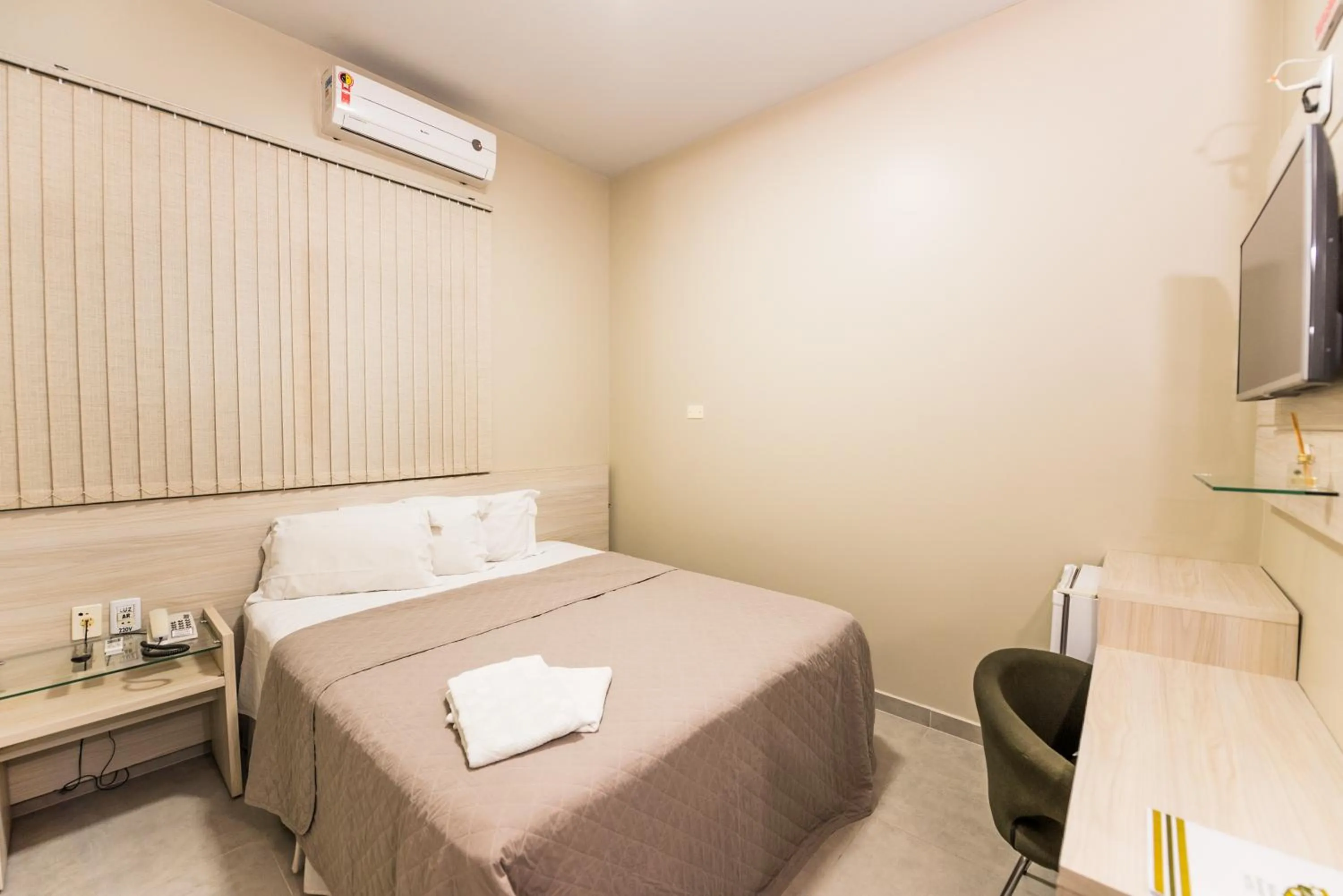 Bed in BALSAS PREMIER HOTEL