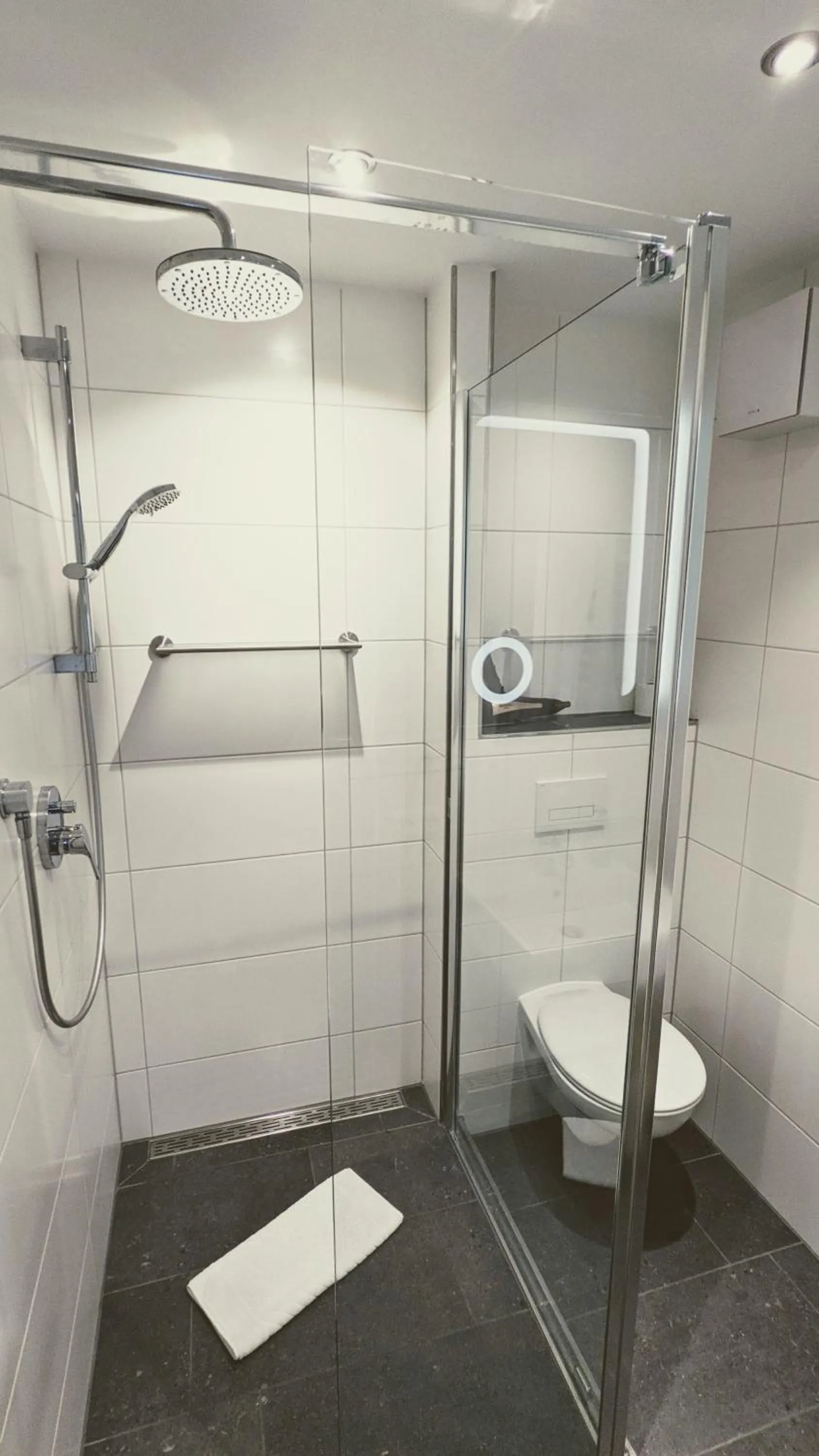 Bathroom in Hotel Rotes Ross