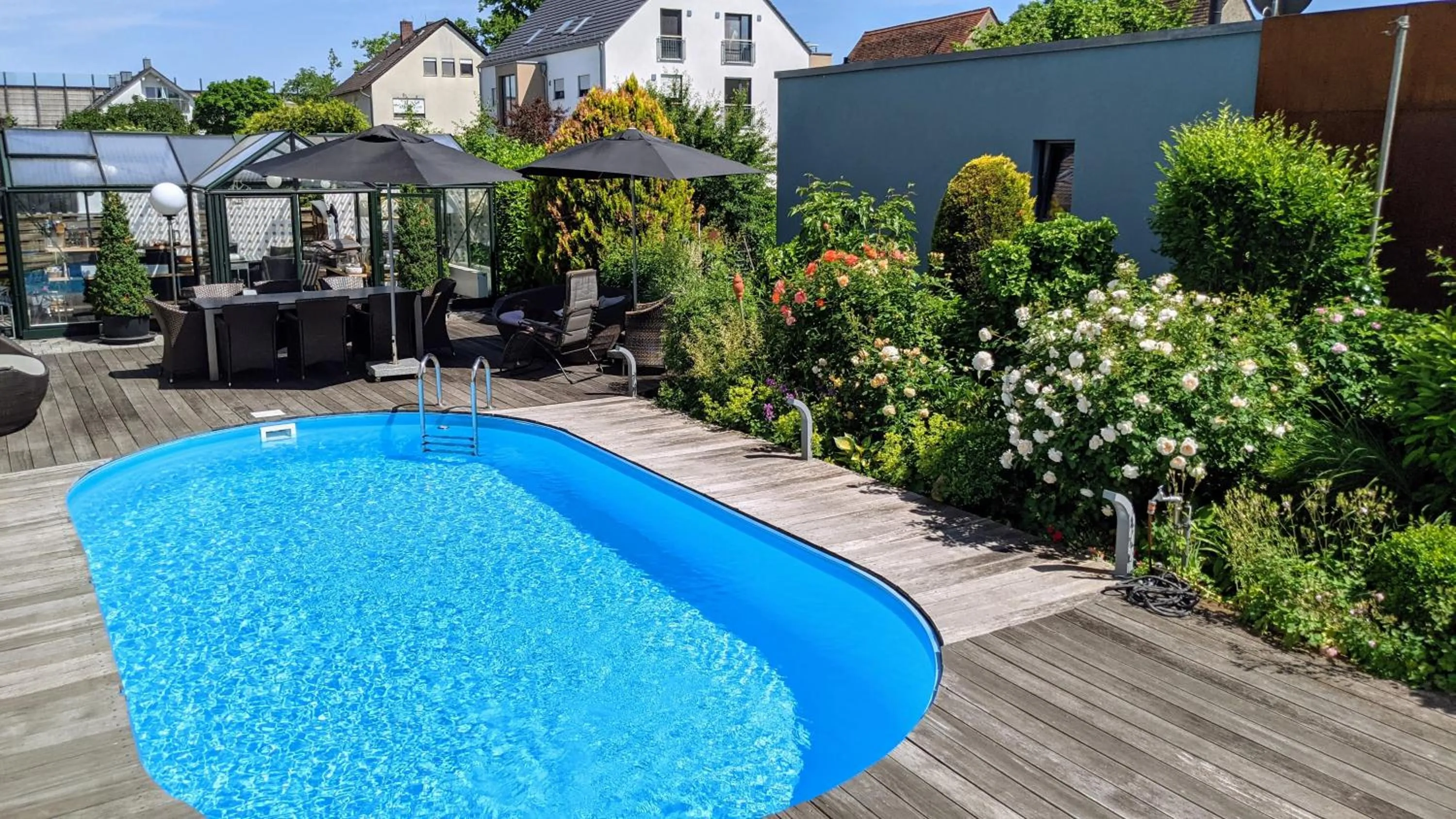 Swimming pool in Hotel Rotes Ross