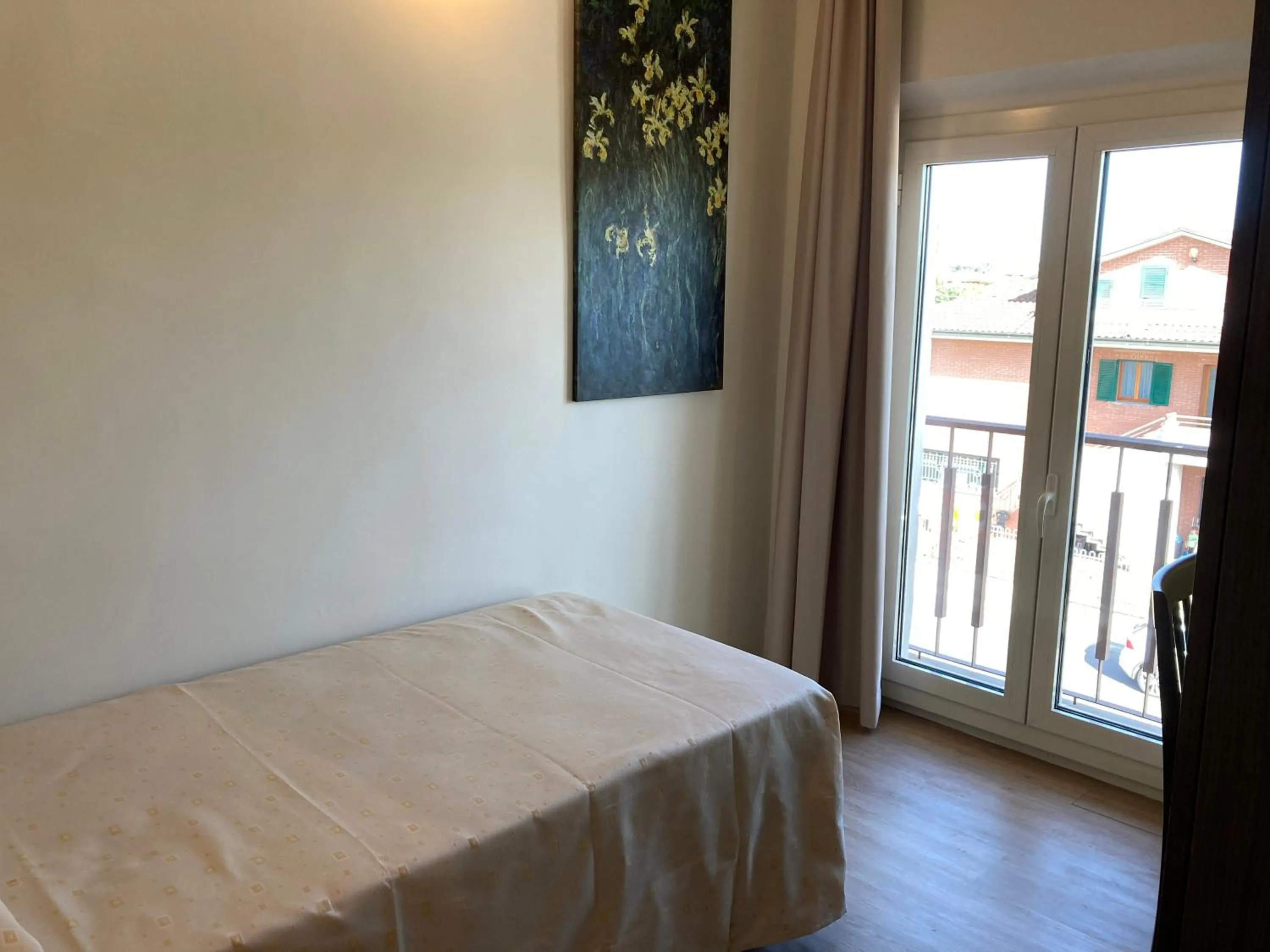 View (from property/room), Bed in Hotel Belvedere