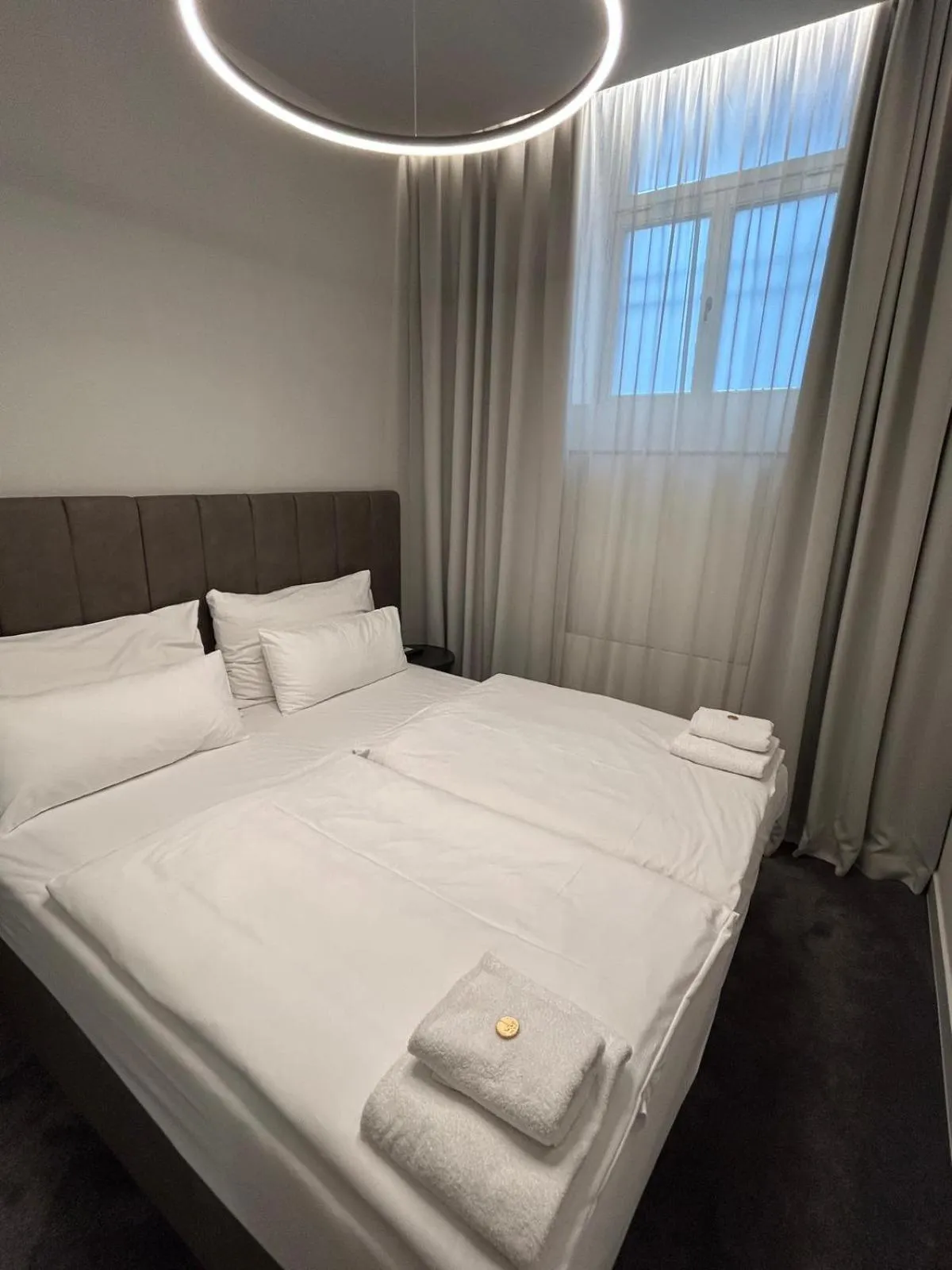 Bedroom, Bed in The Gold Bank