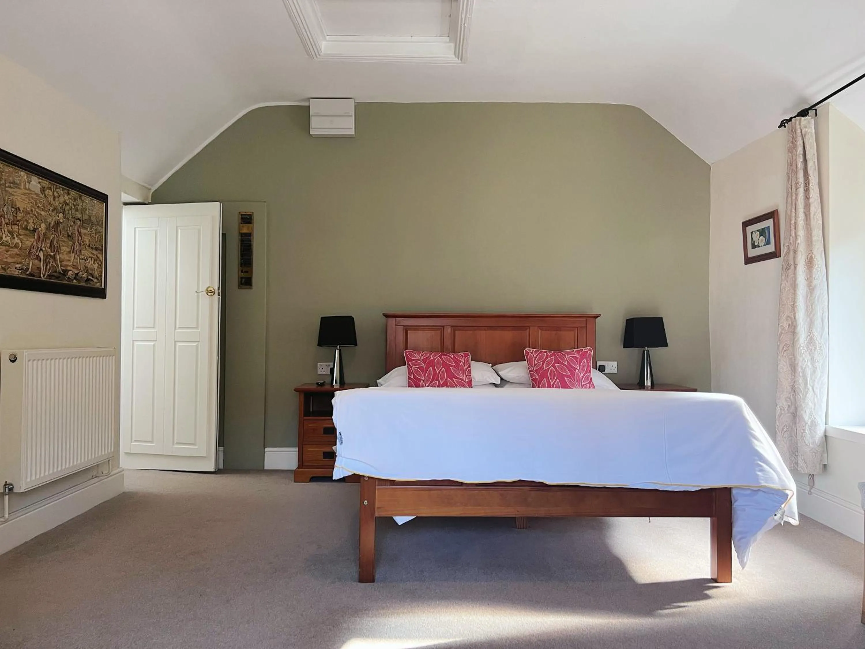 Bed in The Crown Hotel