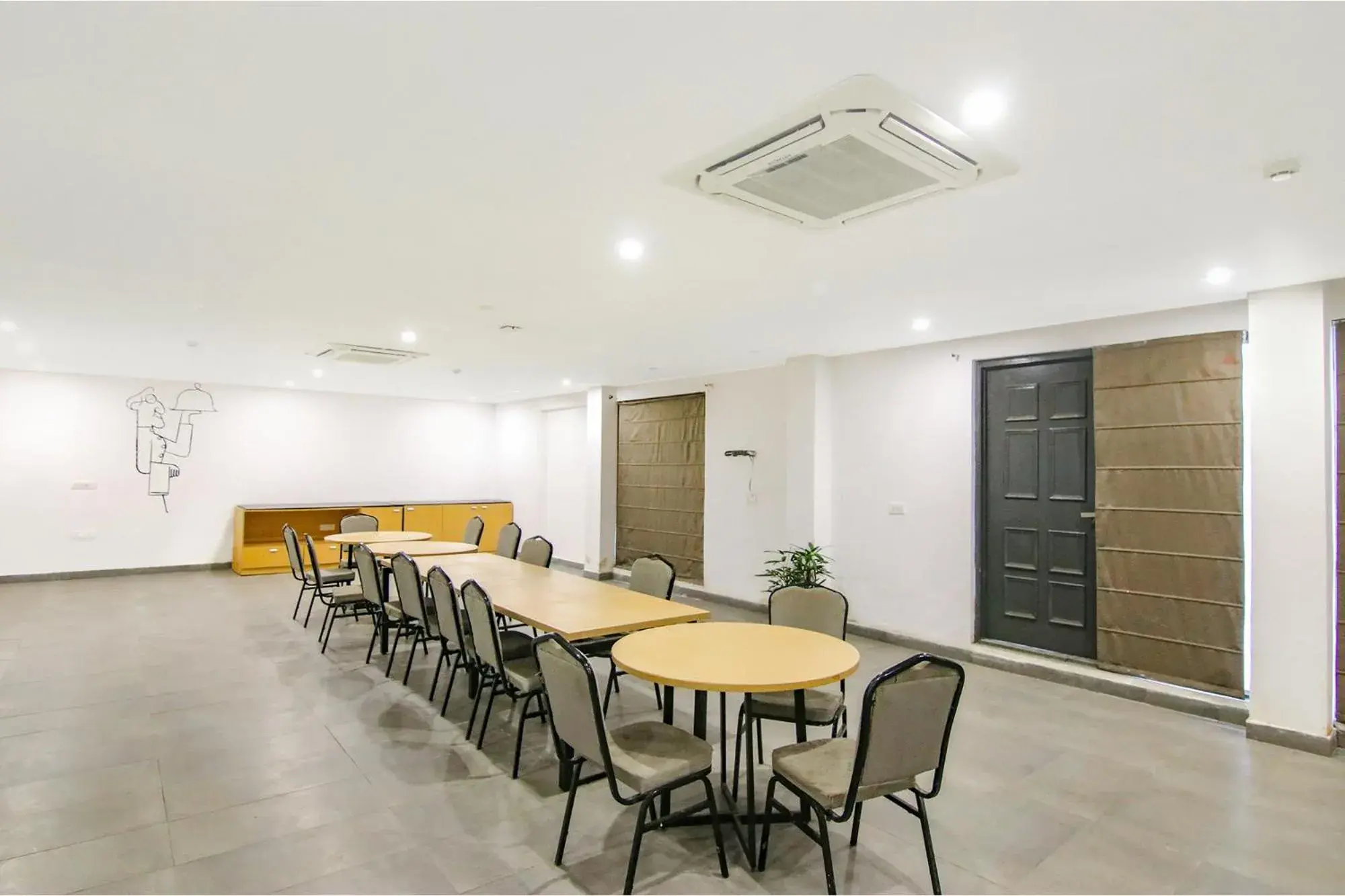 Breakfast in FabHotel Infinity Stays Near Medanta- The Medicity, Gurgaon Breakfast in FabHotel Infinity Stays Near Medanta- The Medicity, Gurgaon