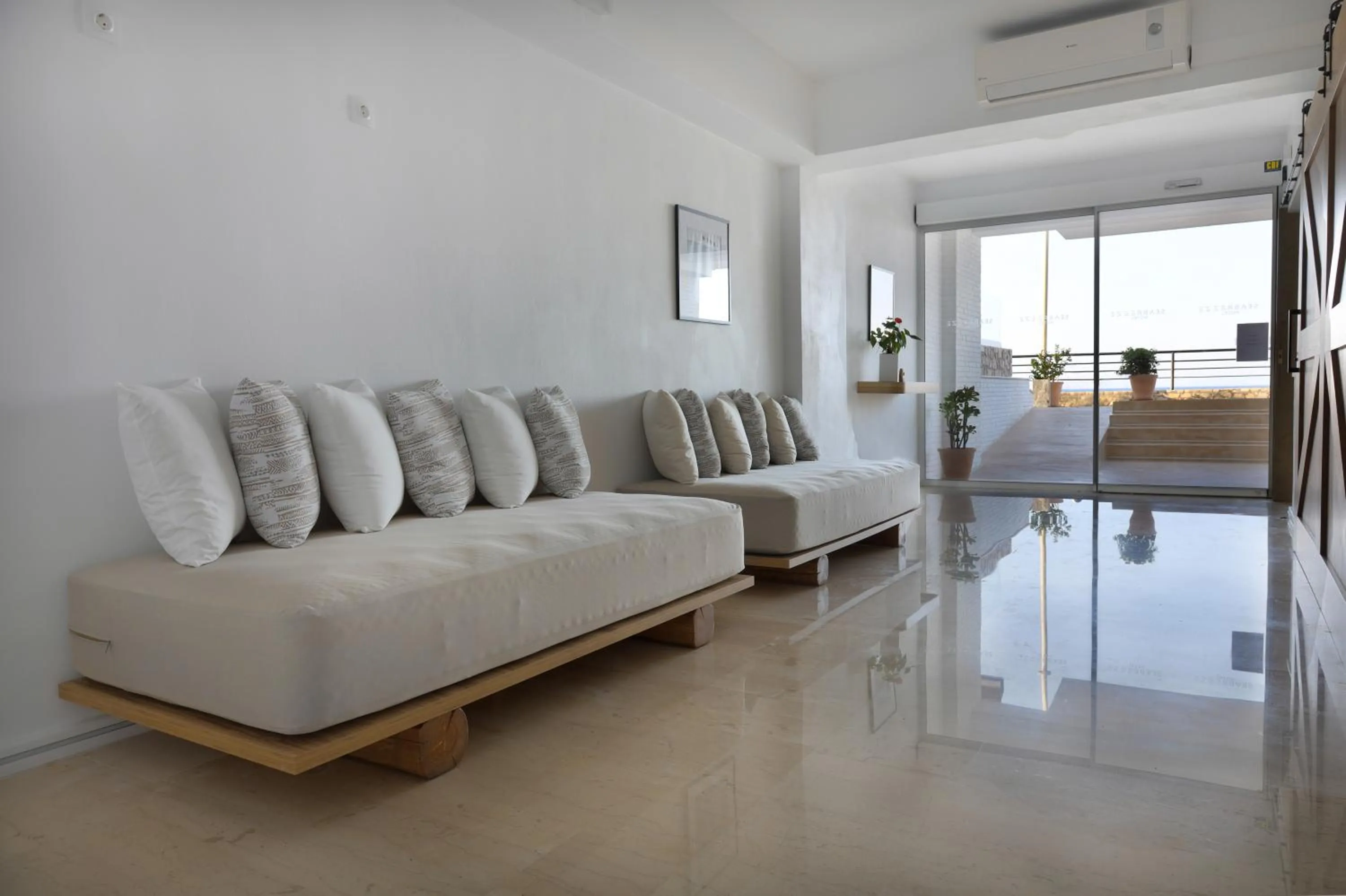 Lobby or reception in Sea Breeze Hotel