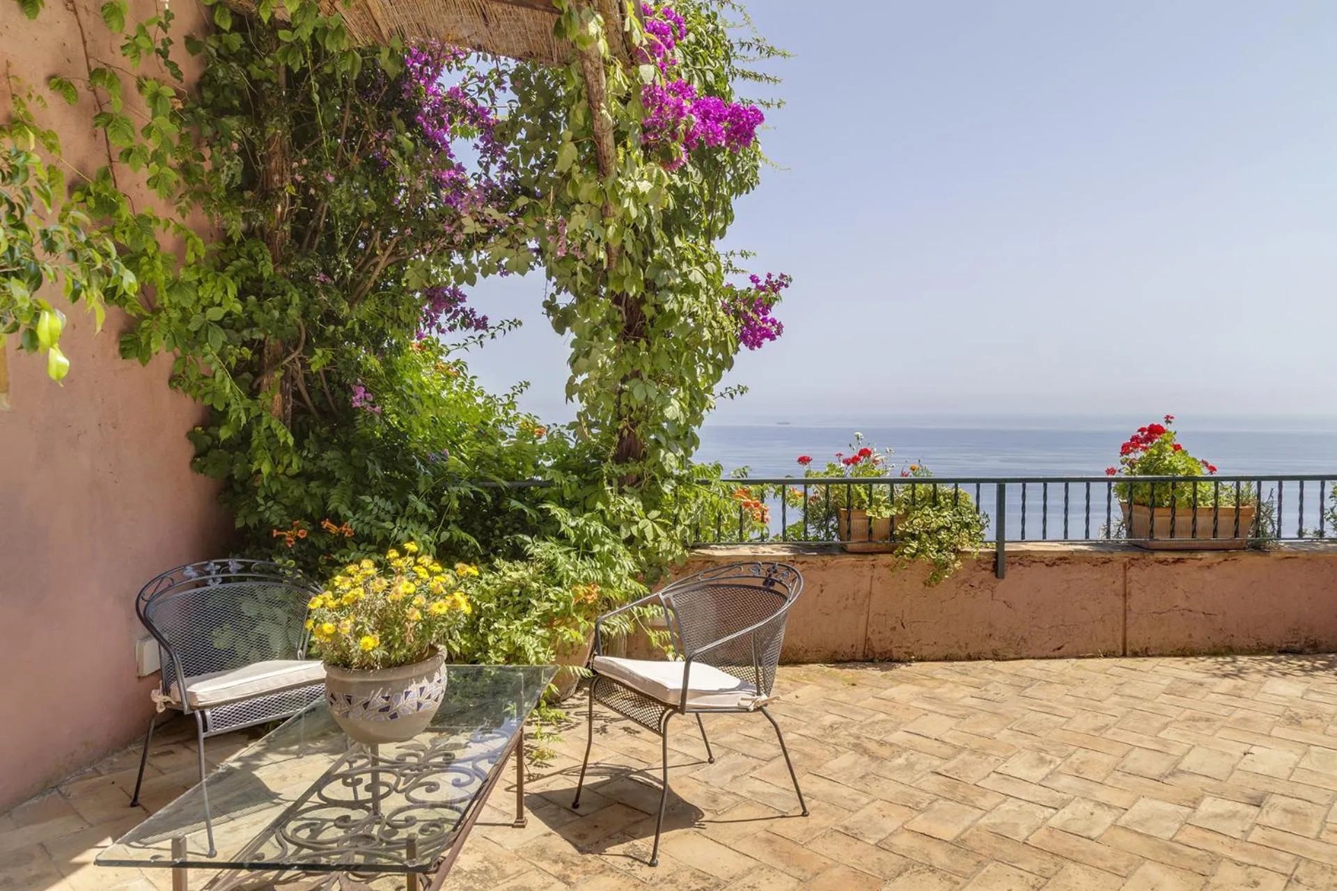 Balcony/Terrace in Amore Rentals - Villa Era