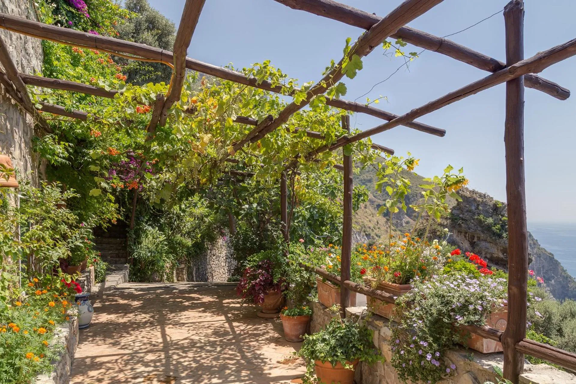 Balcony/Terrace in Amore Rentals - Villa Era