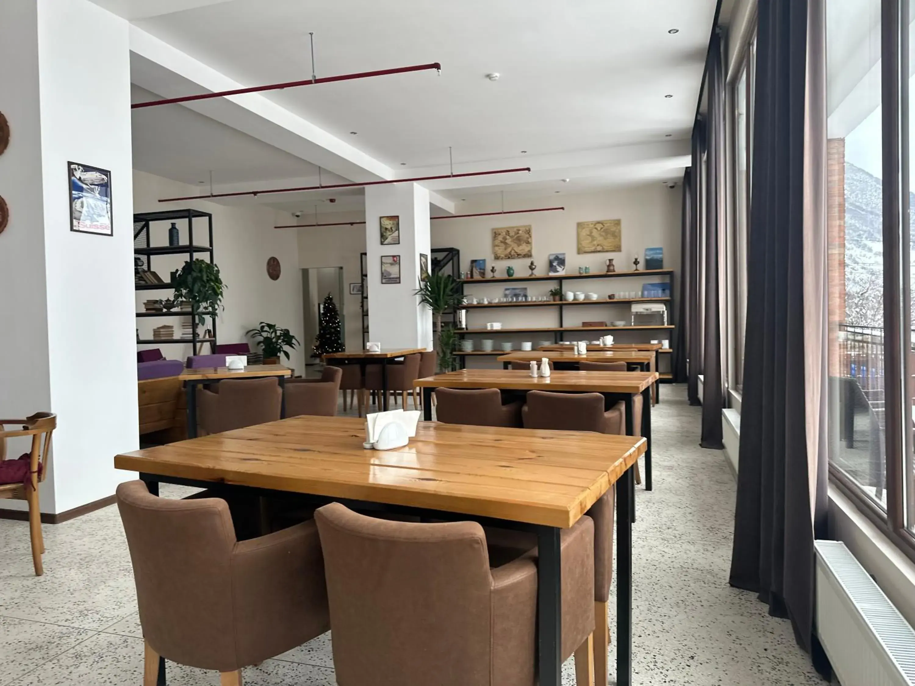 Restaurant/places to eat in Mountain House Kazbegi Restaurant/places to eat in Mountain House Kazbegi