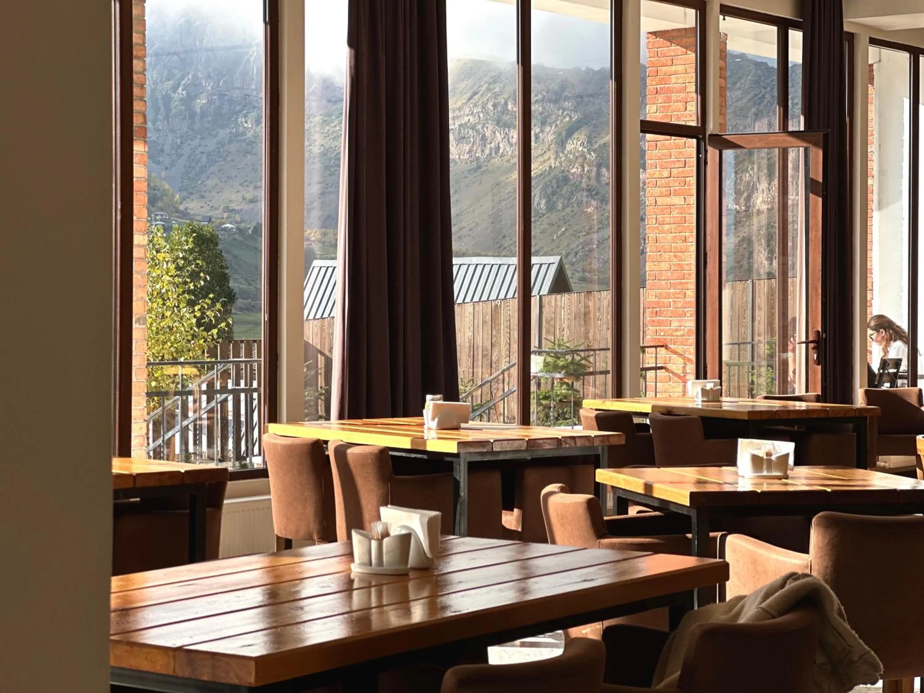 Restaurant/places to eat in Mountain House Kazbegi