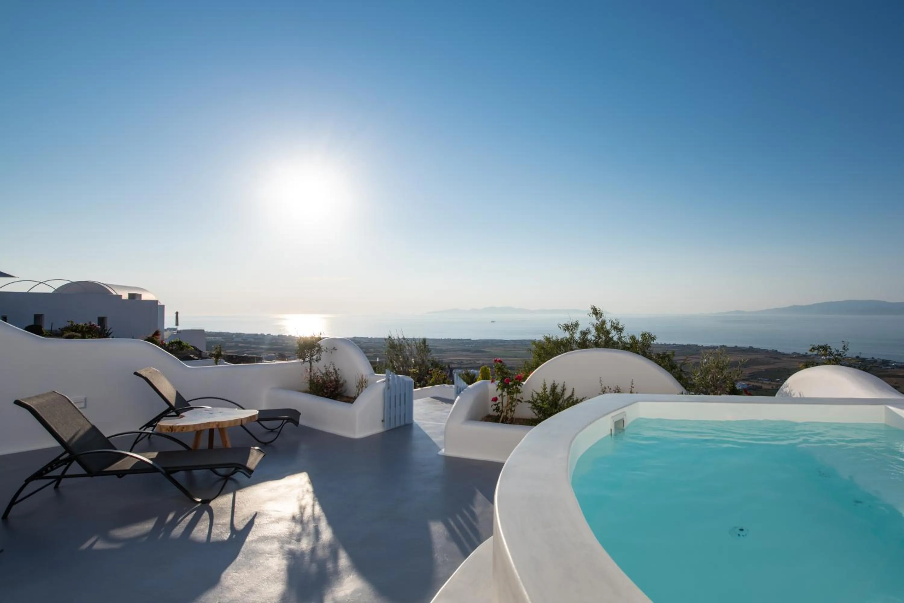 Sunset in Sun Angelos Oia - Luxury Cave Suites