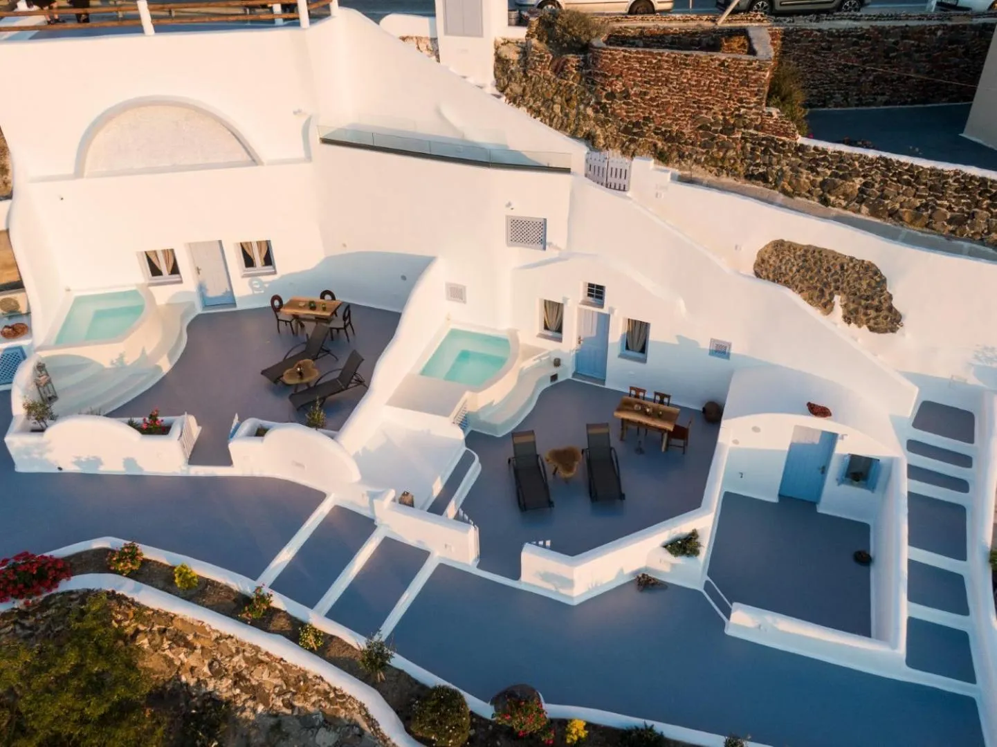 Bird's eye view in Sun Angelos Oia - Luxury Cave Suites