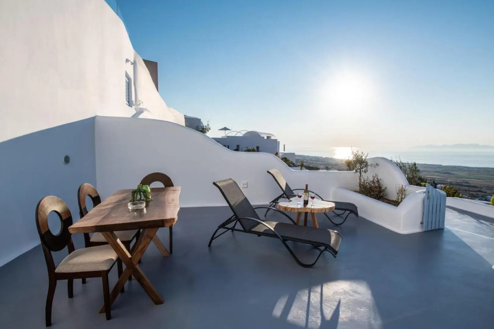 Luxury Grand Cave Suite with Outdoor Jetted Tub, Sea & Sunset View in Sun Angelos Oia - Luxury Cave Suites Luxury Grand Cave Suite with Outdoor Jetted Tub, Sea & Sunset View in Sun Angelos Oia - Luxury Cave Suites